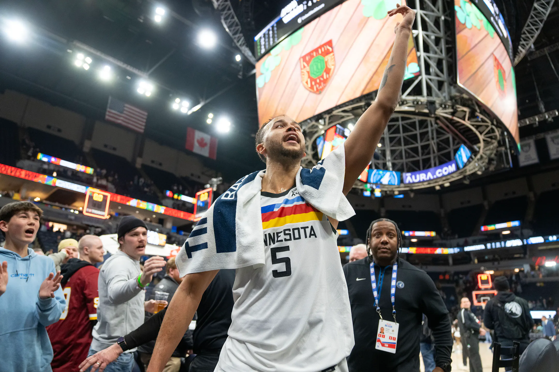 With Kyle Anderson leading with way, Timberwolves turn in complete ...