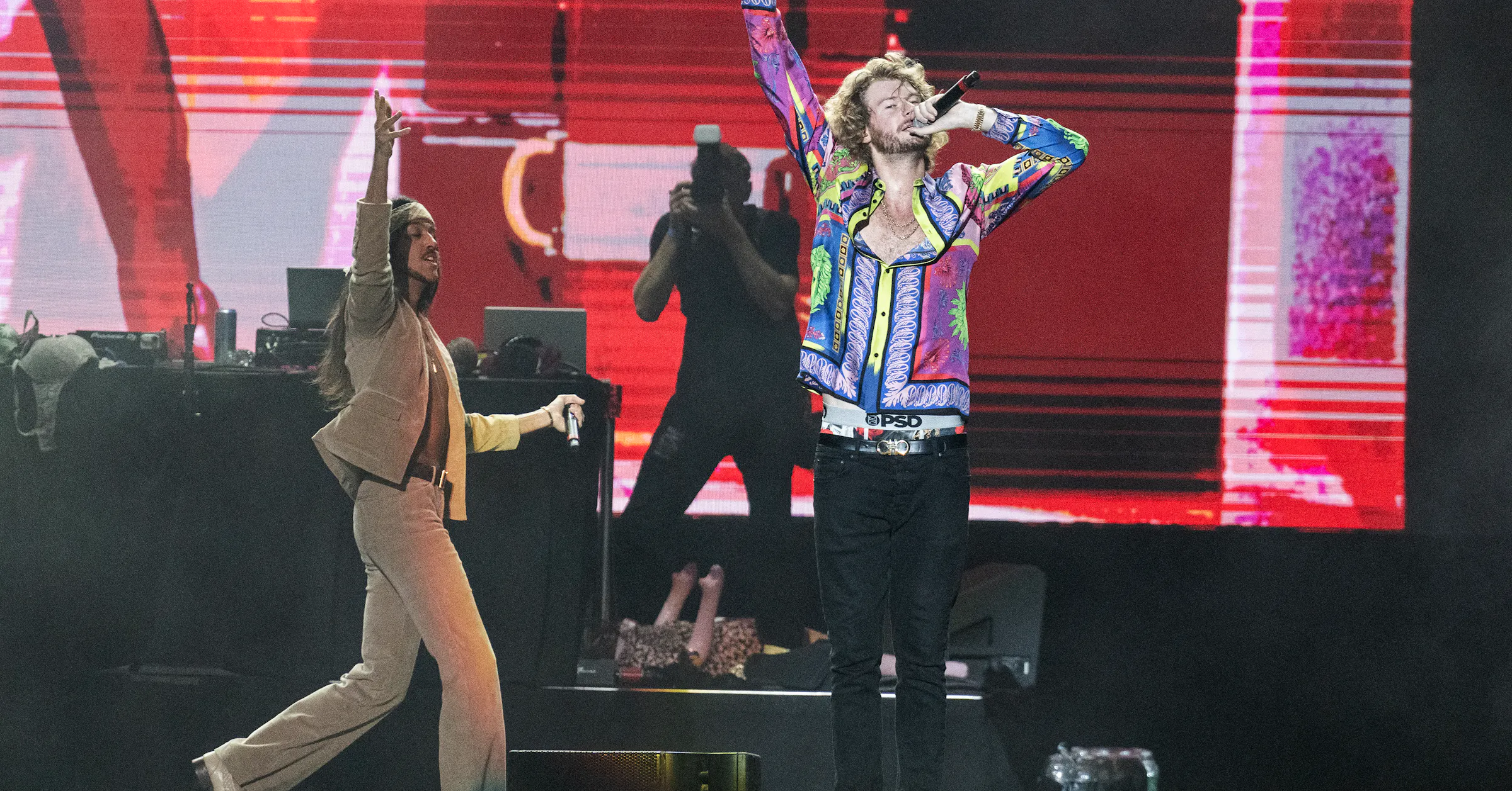Oppy Rapper Review: Poppy Minnesota rapper Yung Gravy is all fluff at fair grandstand
