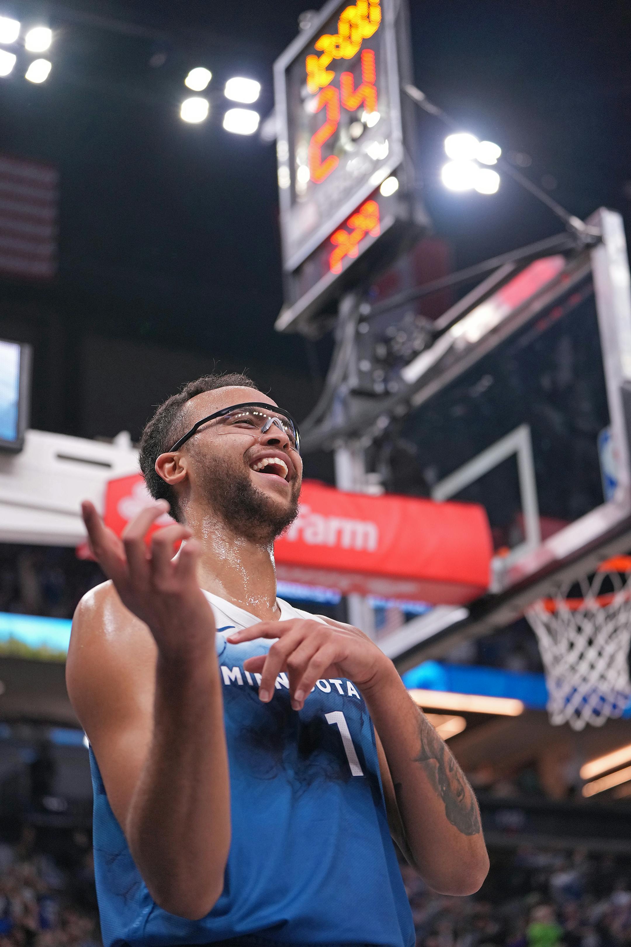 Minnesota Timberwolves forward Kyle Anderson (1) celebrates a shot during the second half of the game.