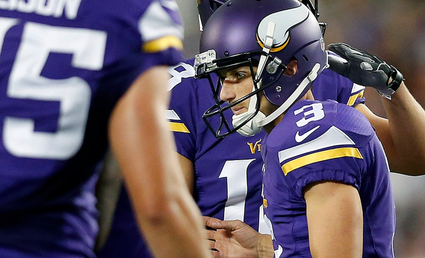 Minnesota Vikings kicker Blair Walsh (3) after missing an extra point attempt in the second quarter.