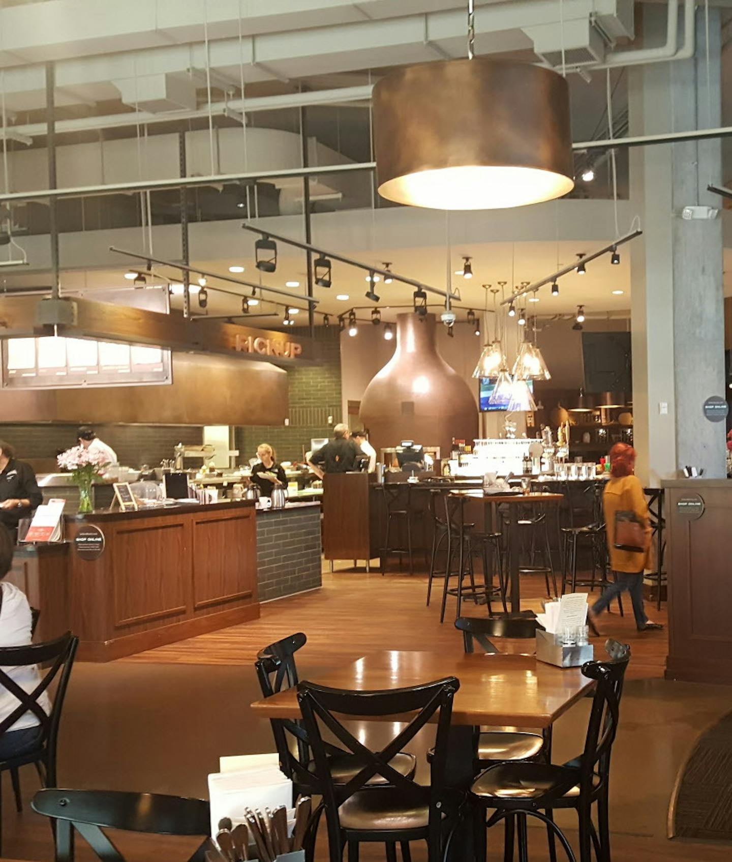 The interior of Lunds & Byerlys Kitchen in Wayzata