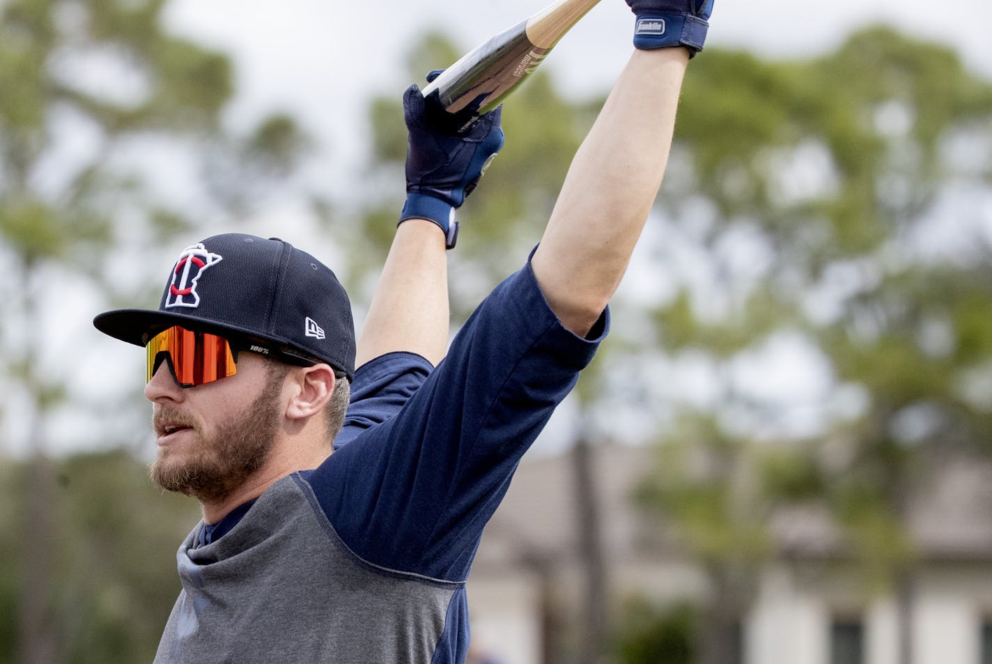 Minnesota Twins Josh Donaldson waited to take batting practice on Sunday. ] CARLOS GONZALEZ &#x2022; cgonzalez@startribune.com &#x2013; Fort Myers, FL &#x2013; February 16, 2020, CenturyLink Sports Complex, Hammond Stadium, Minnesota Twins, Spring Training