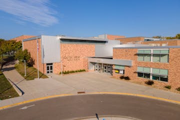 South View Middle School, Edina