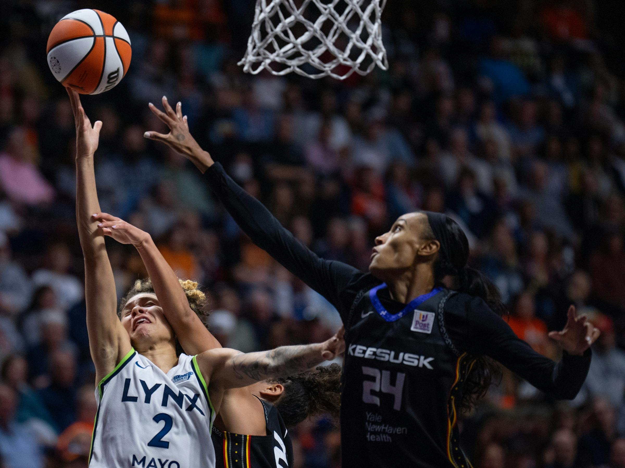 Lynx and Sun will go distance after Connecticut serves in the second half