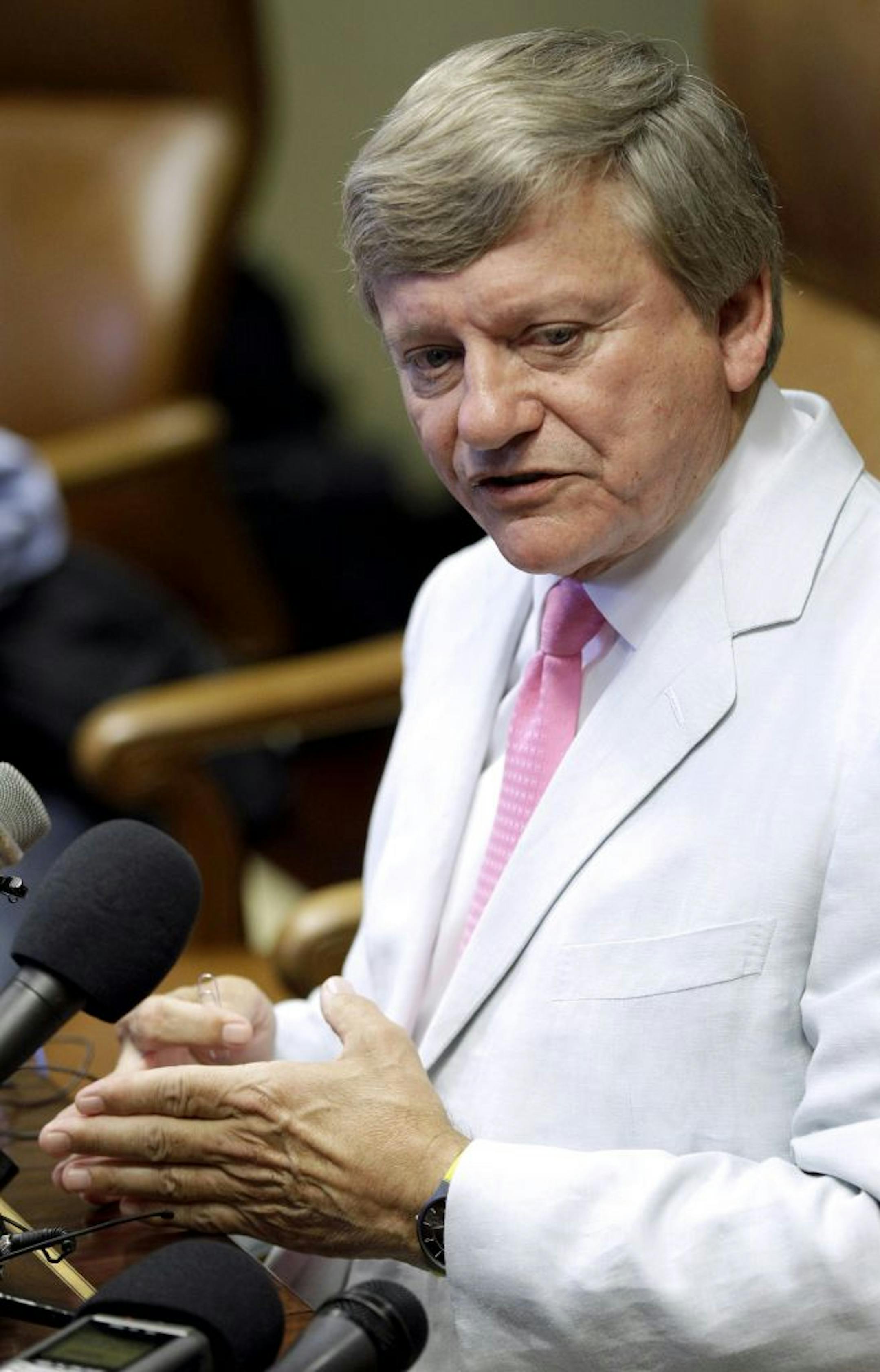 Rusty Hardin, who is representing Adrian Peterson