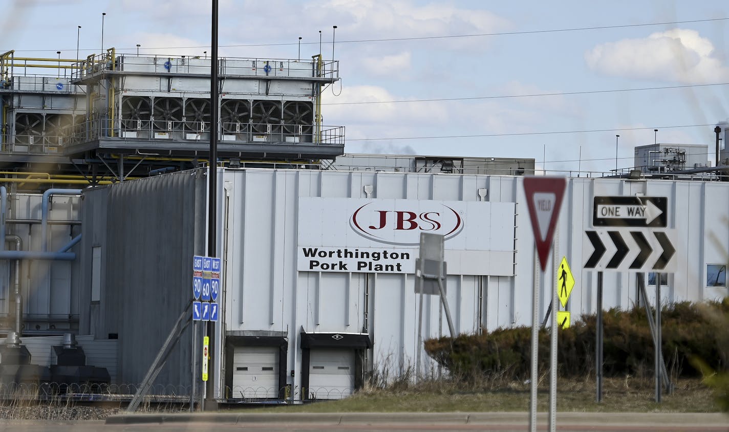 The JBS Worthington Pork Plant, where 19 cases of COVID-19 were confirmed. ] aaron.lavinsky@startribune.com For weeks, Al Oberloh and others living in this meatpacking town of 10,000 people braced themselves for what they believed was inevitable: an outbreak of the deadly COVID-19. On Friday, their fears were confirmed. At least 19 cases were confirmed at the JBS pork plant here, an hour east of the Smithfield Foods pork plant in Sioux Falls, which was shut down last week when nearly 300 workers