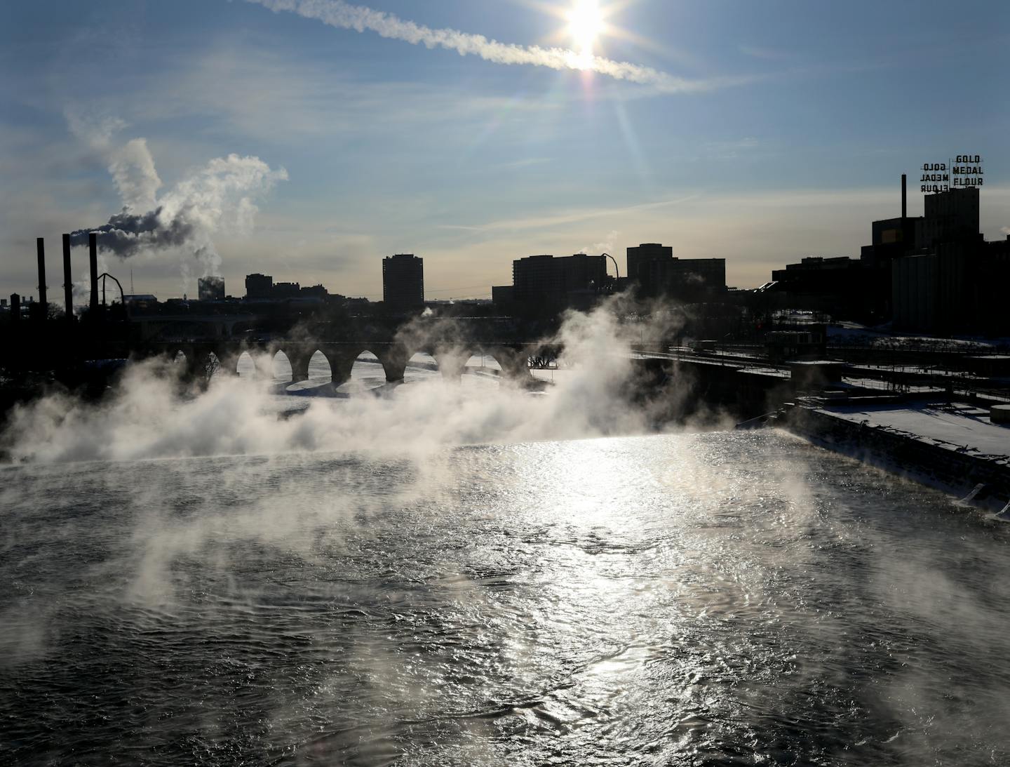Scientists assess hidden wall beneath St. Anthony Falls