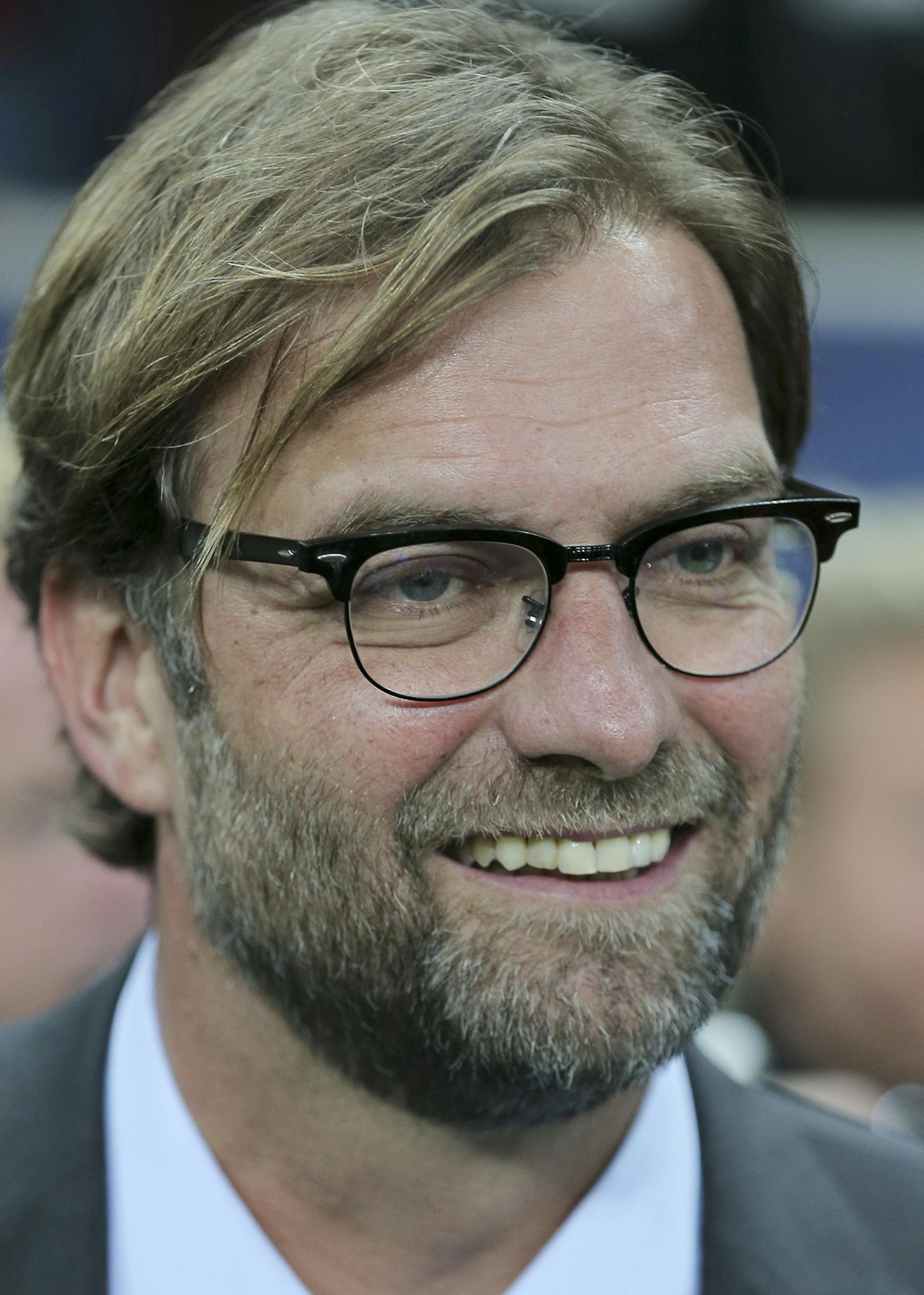 The coach Jurgen Klopp of Borussia Dortmund watches the game during their Champions League Group D soccer match with Galatasaray at the Turk Telekom Arena Stadium in Istanbul, Turkey, Wednesday, Oct. 22, 2014.(AP Photo) ORG XMIT: ANK119