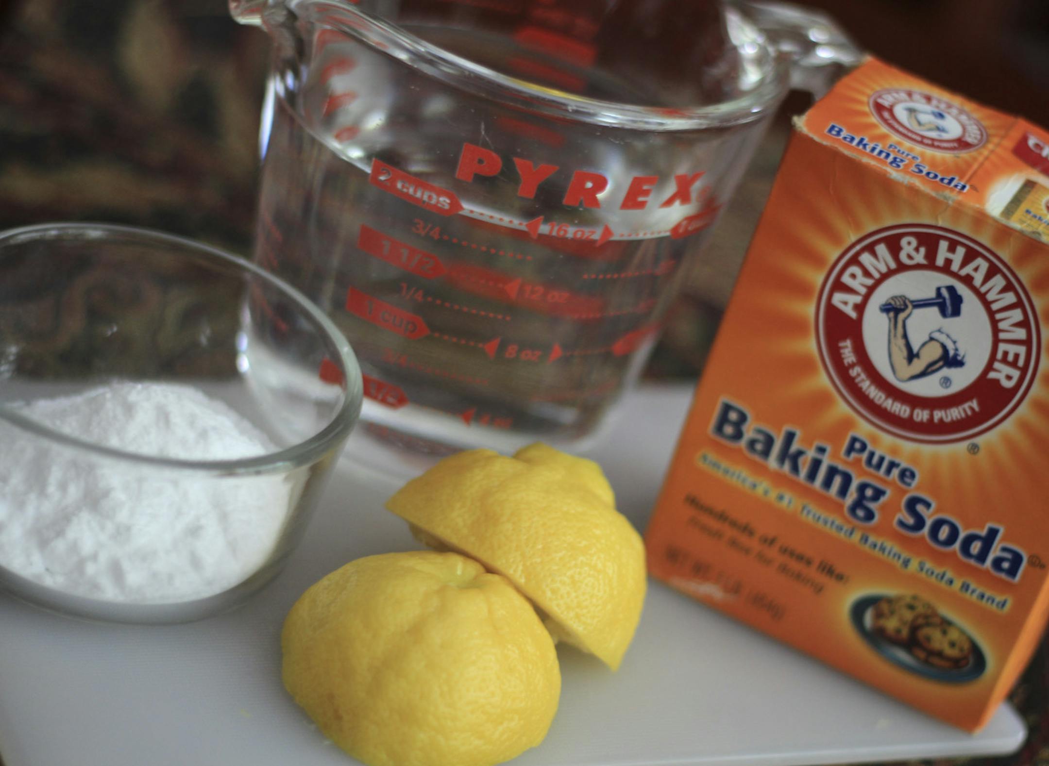 SH13B094TIME2SAVE Feb. 11, 2013 -- There are several tips to keep in mind when purchasing cleansers. Some could save you a great deal of money. (SHNS photo courtesy Kasey Trenum)