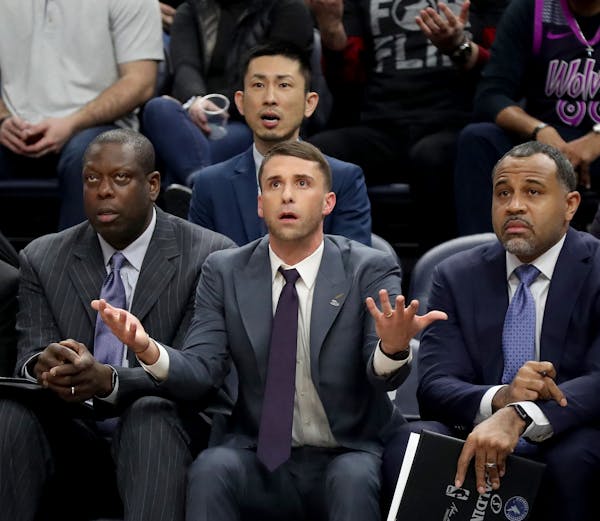 Minnesota Timberwolves interim head coach Ryan Saunders during the first half of his first home game against the Dallas Mavericks Friday, Jan. 11, 201