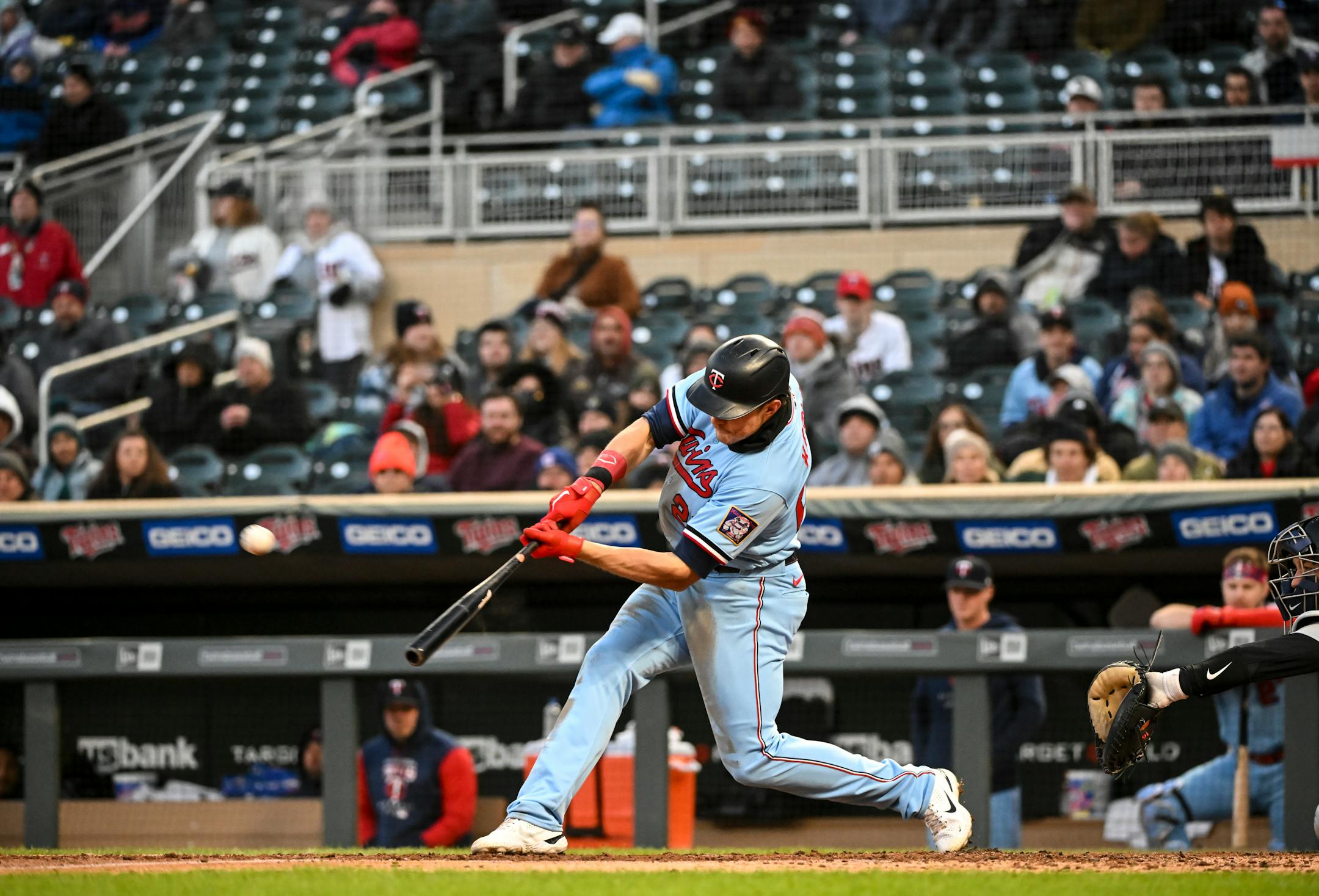 Minnesota Twins right fielder Max Kepler (26) hits a 2-run home run, bringing home third baseman Gio Urshela (15), in the bottom of the fourth inning.