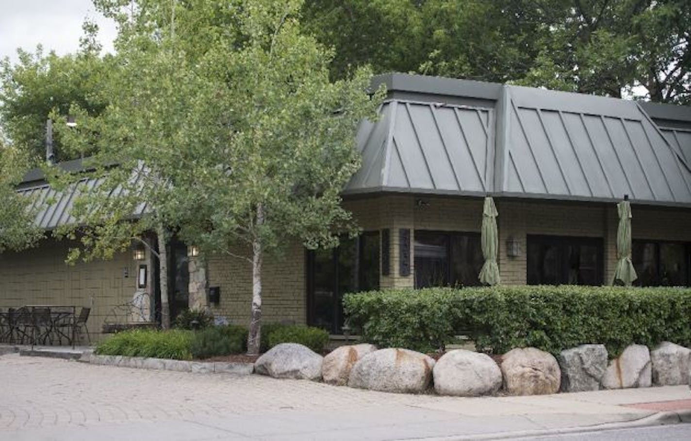 The exterior of Corner Table located at 4537 Nicollet Ave.    ]     Isaac Hale • isaac.hale@startribune.com  This year's Taste Fifty focuses on Nicollet Avenue, also know as "Eat Street" in Minneapolis.