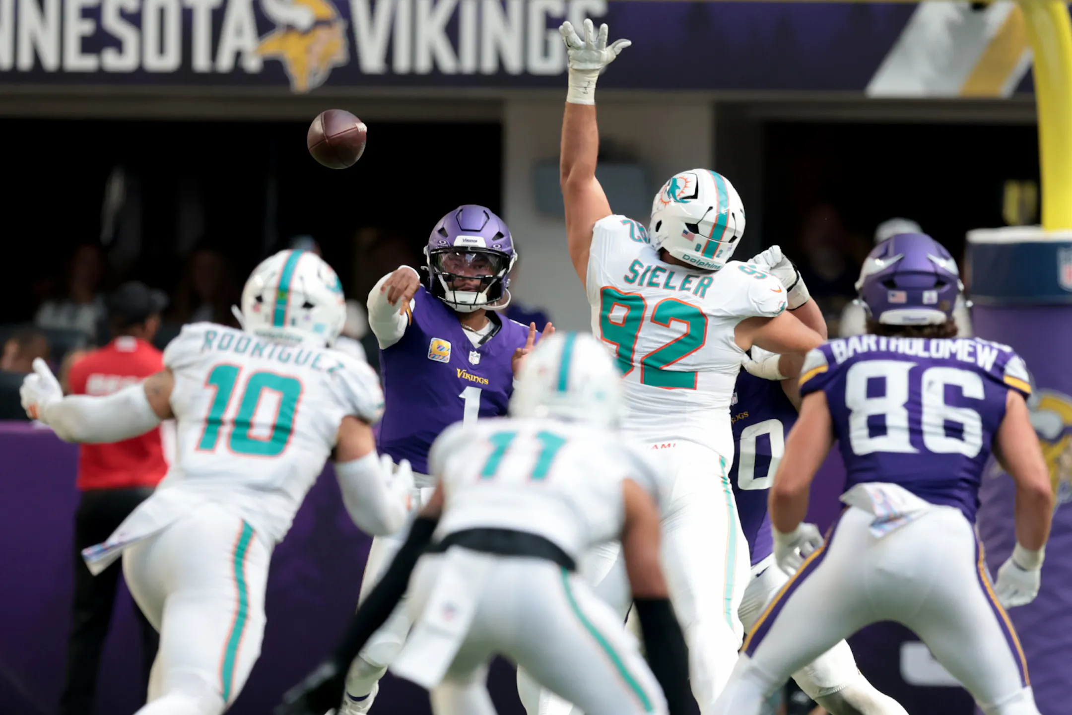 Star Week Logo MN Vikings-Dolphins: Kyler Murray stats aren’t inspiring confidence