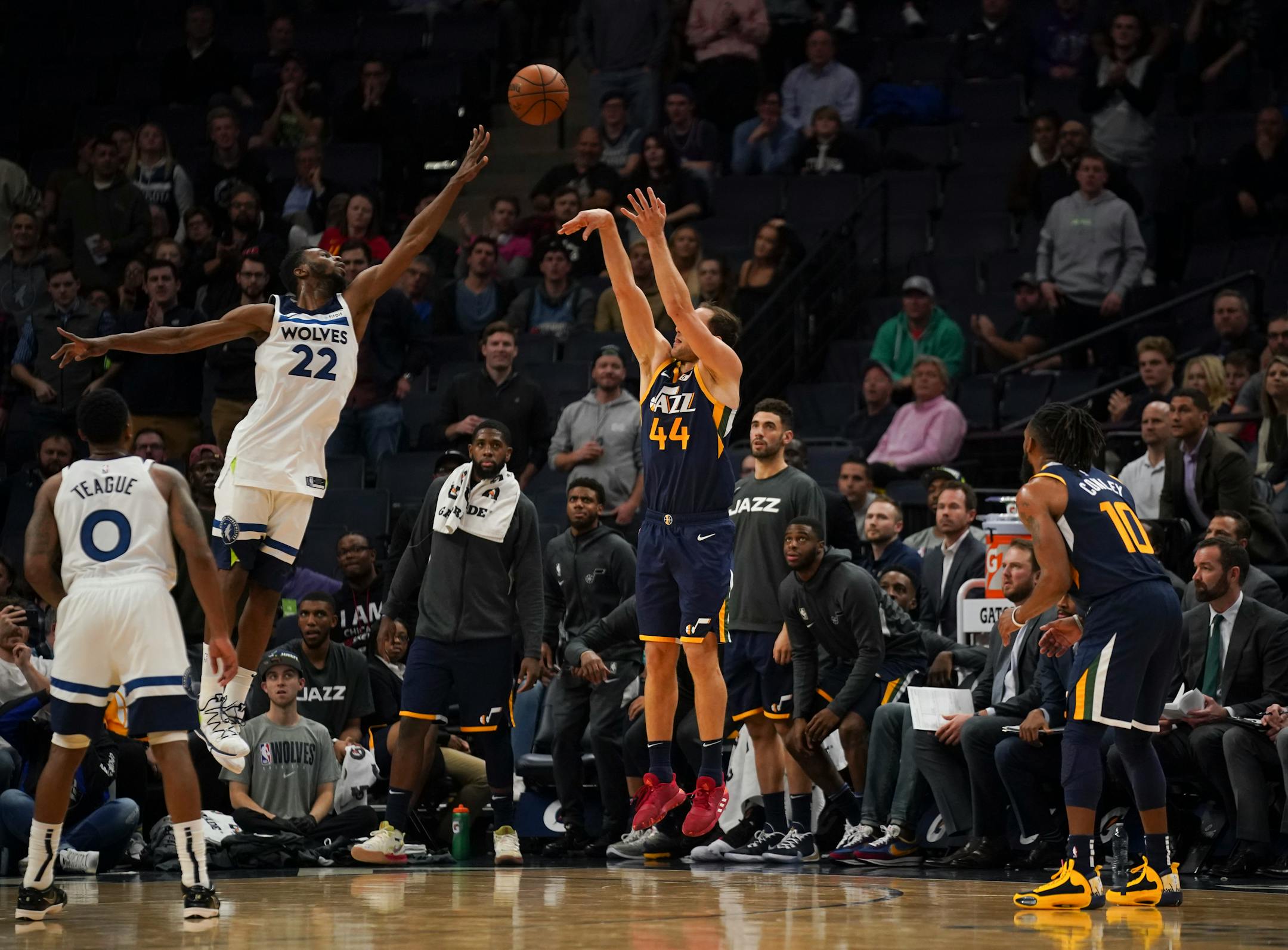 Jazz forward Bojan Bogdanovic hit a fourth-quarter three-point shot, a welcome sight in this current NBA.