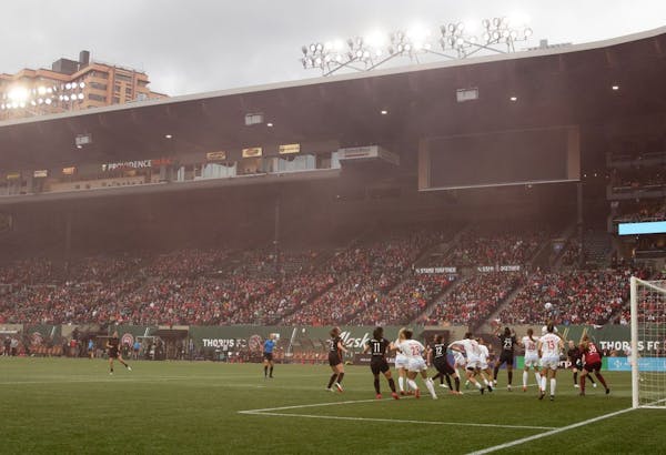 The Thorns faced the Chicago Red Stars in the semifinals of the NWSL playoffs on Sunday, Nov. 14, 2021, at Providence Park in Portland. Photo by Howar