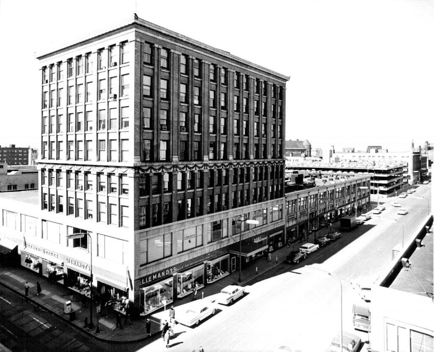 Physicians and Surgeons Building, 1960.