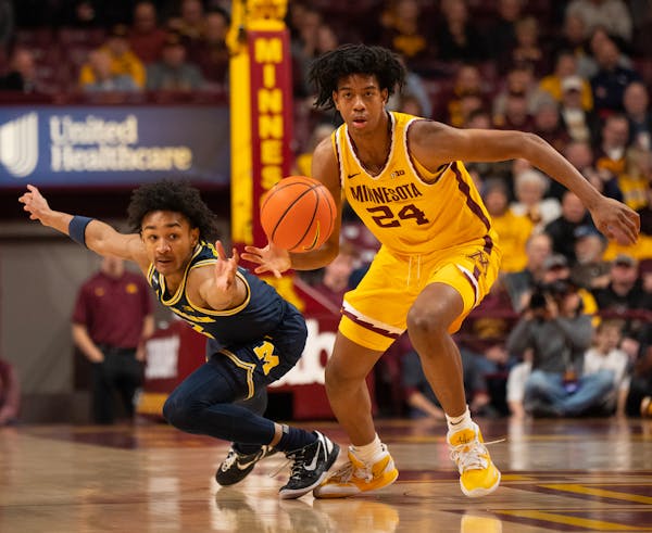 Gophers blown out by Michigan; second straight blowout loss in Big Ten