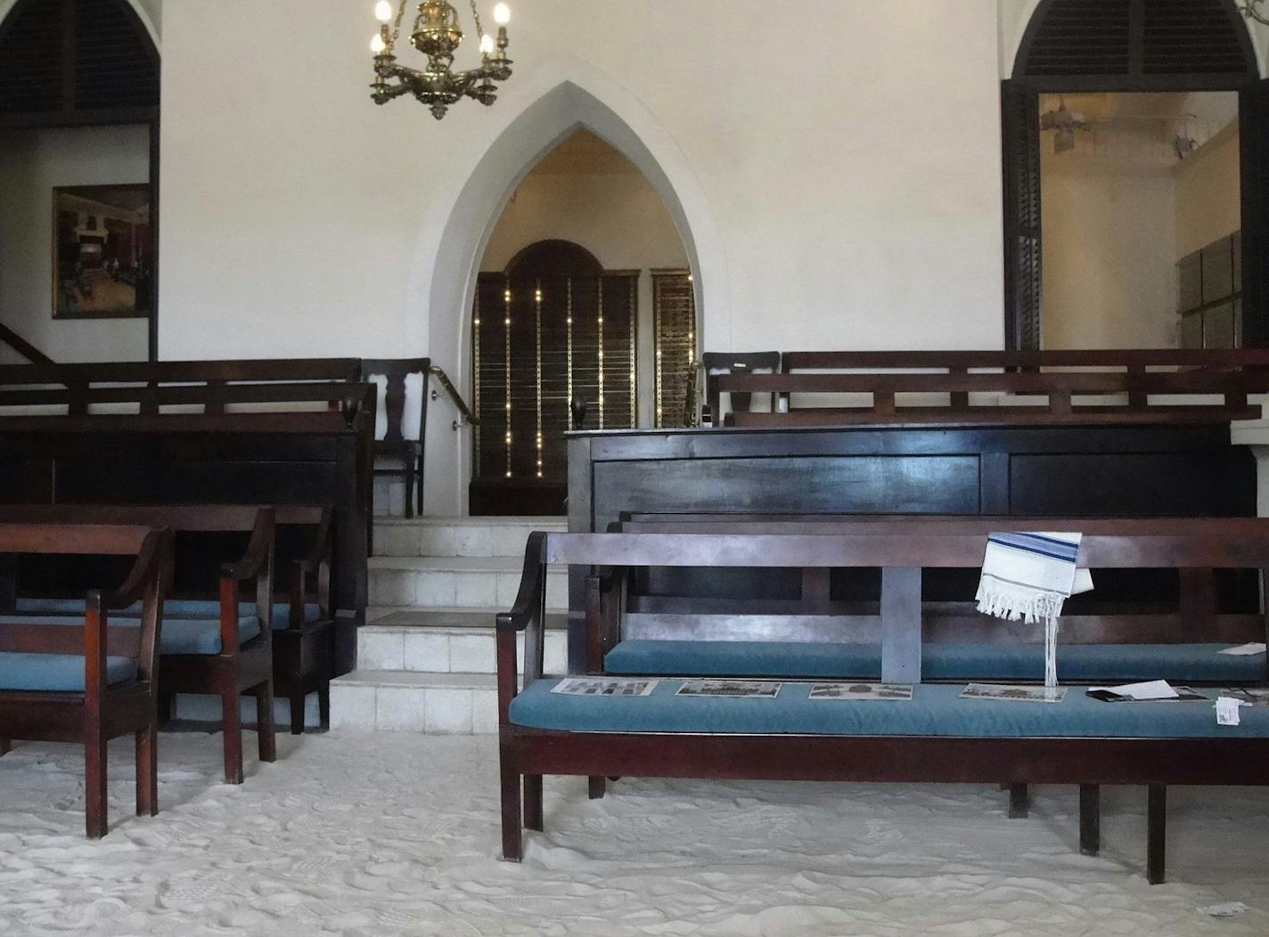 The Hebrew Congregation of St. Thomas, the second oldest synagogue in the Western Hemisphere, has sand floors over ceramic tile. The sand commemorates when Sephardic Jews, hiding from the Inquisition, used sand to muffle the noise of praying in their cellars. (Sharon Eberson/Pittsburgh Post-Gazette/MCT) ORG XMIT: 1147923