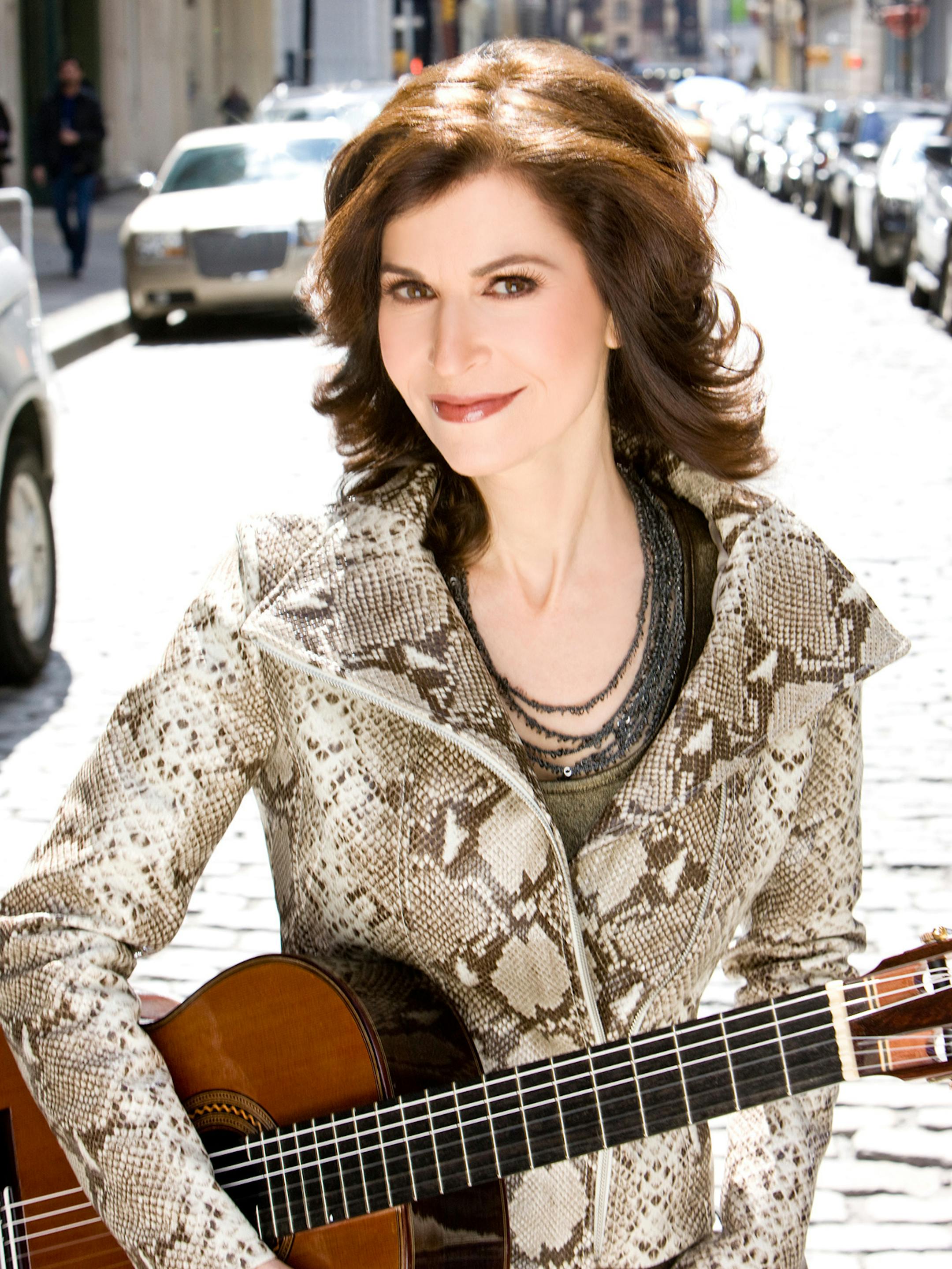 Photo by J Henry Fair Sharon Isbin