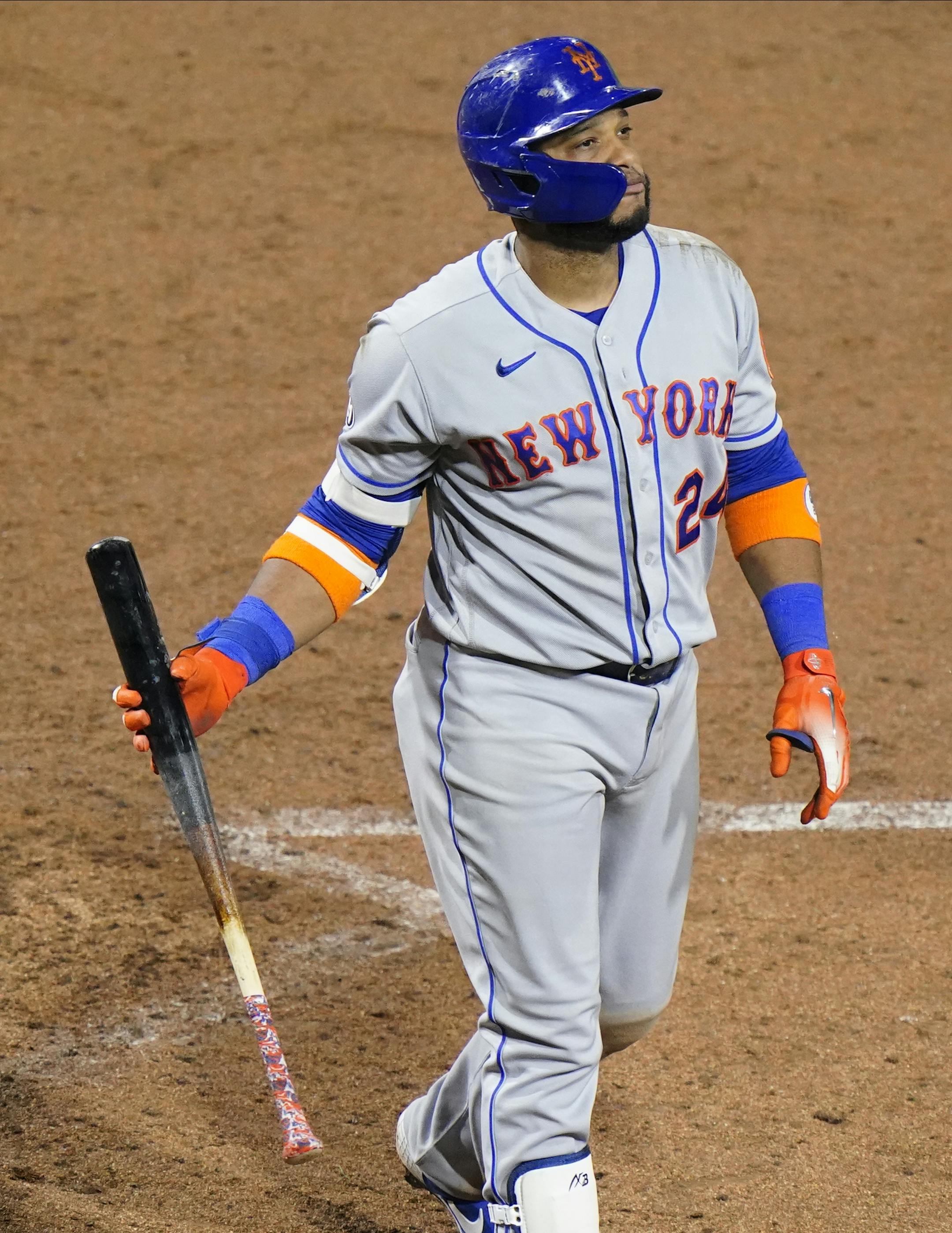 New York Mets' Robinson Cano plays during a baseball game against the Philadelphia Phillies, Thursday, Sept. 17, 2020, in Philadelphia. (AP Photo/Matt Slocum) ORG XMIT: OTKMS185