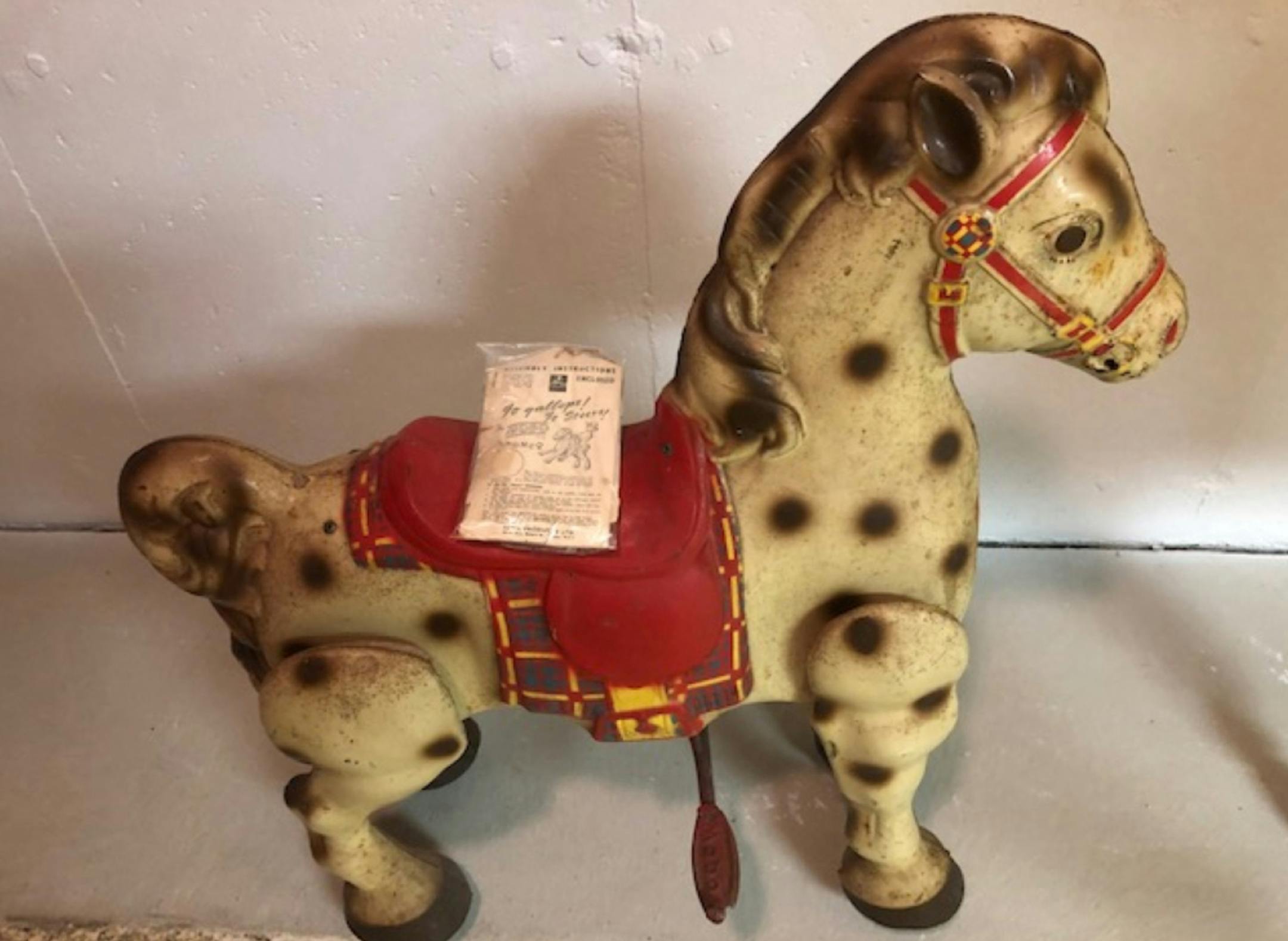 This horse from Mobo is called "Bronco." (Handout/TNS) ORG XMIT: 1735588