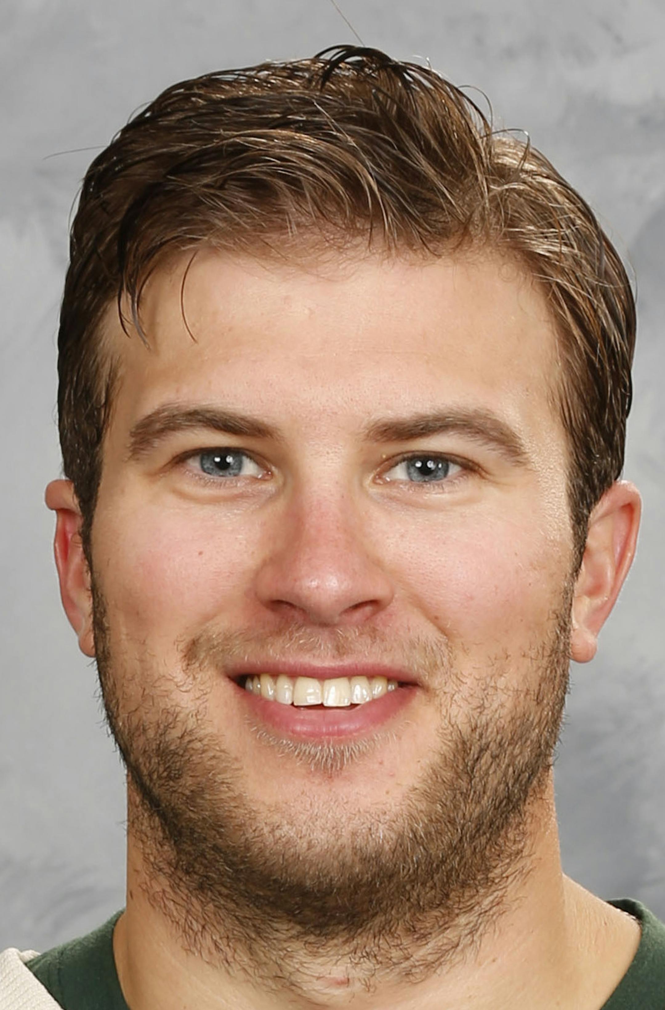 ST. PAUL, MN - SEPTEMBER 22: Alex Stalock #32 of the Minnesota Wild poses for his official headshot for the 2016-2017 season on September 22, 2016 at the Xcel Energy Center in St. Paul, Minnesota. (Andy King/NHLI via Getty Images) *** Local Caption *** Alex Stalock ORG XMIT: 670947917