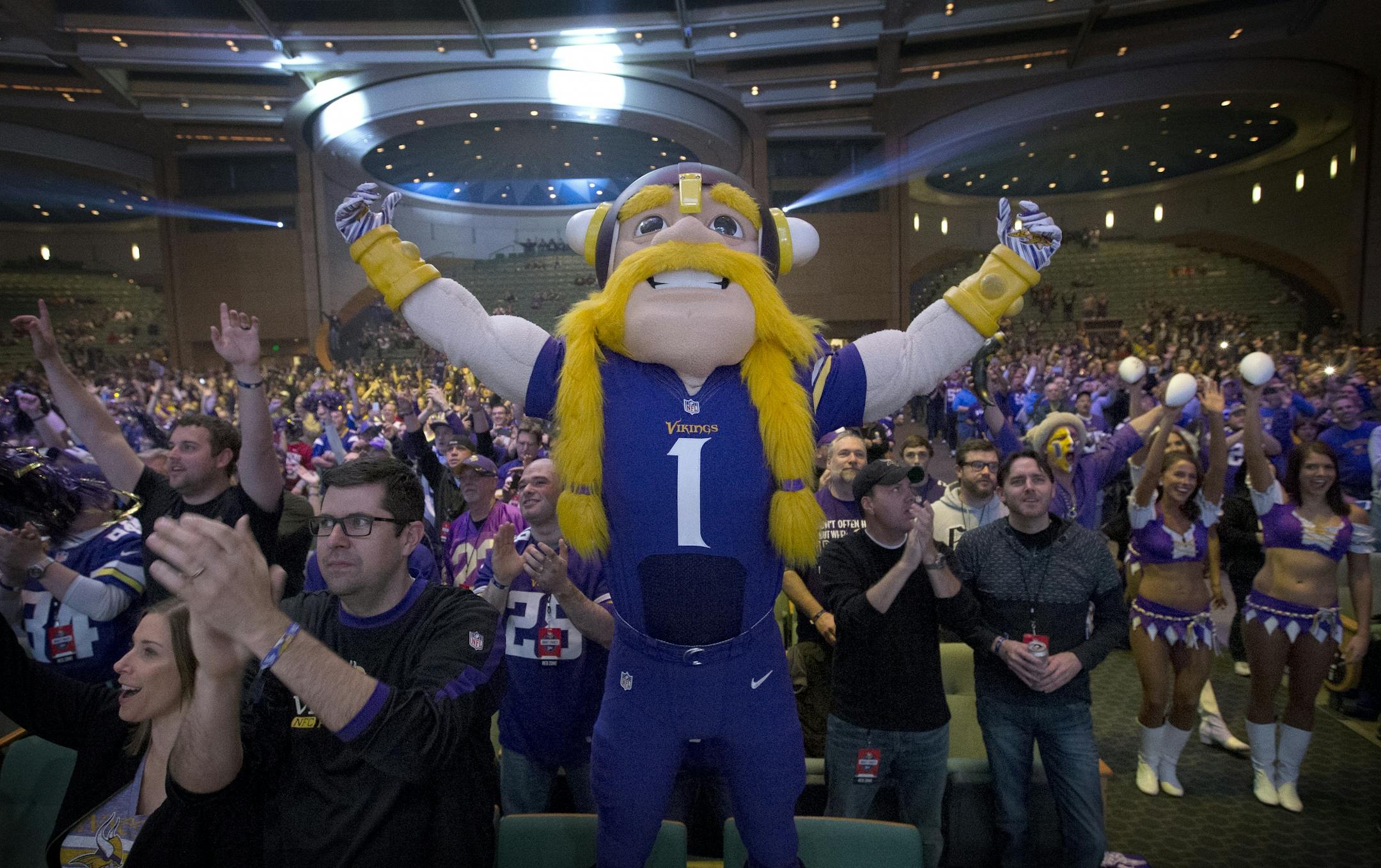Viktor Viking and fans during the 2016 Minnesota Vikings Draft Party.