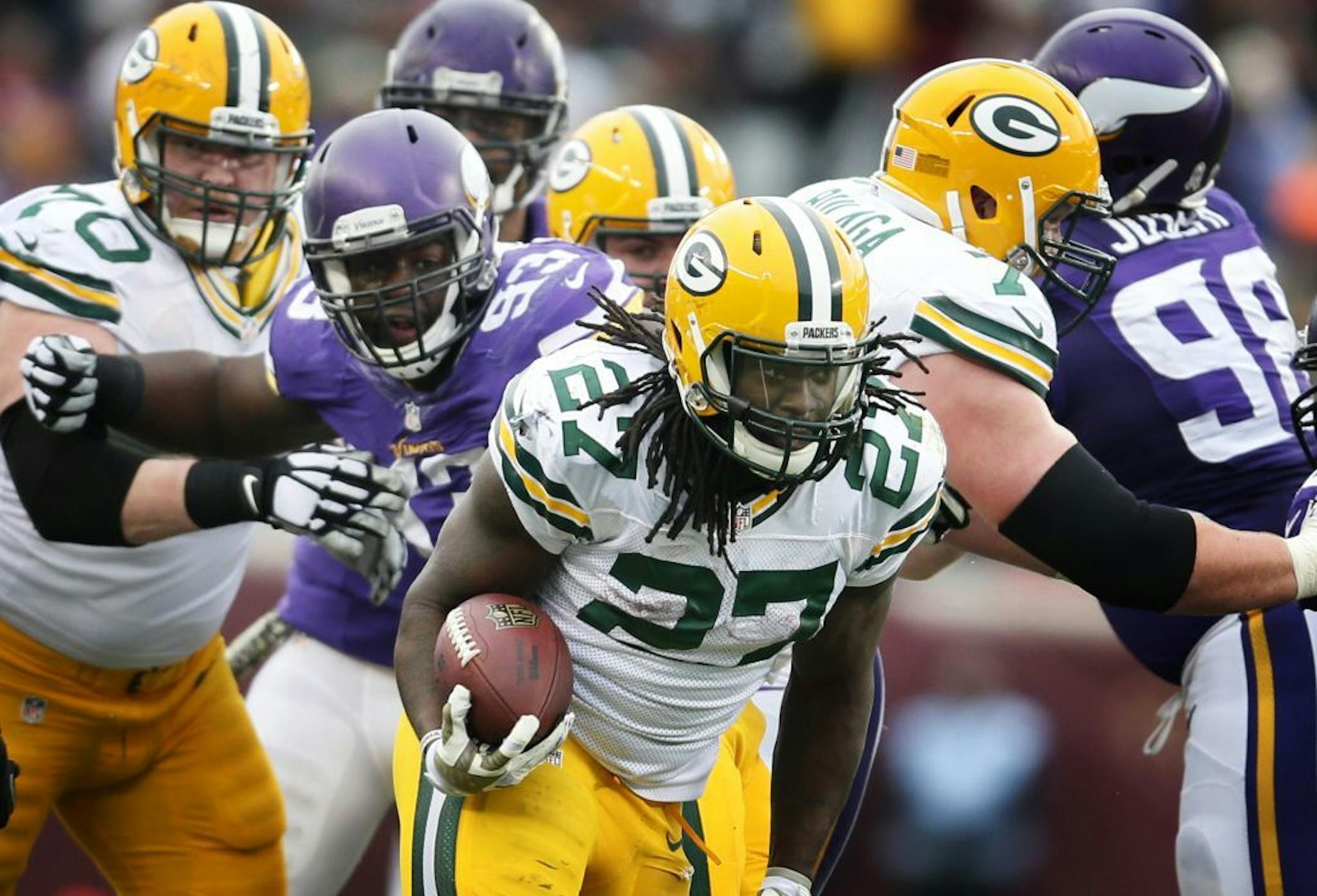 Green Bay Packers running back Eddie Lacy (27) picked up a first down in the second half Sunday November 23, 2014 in Minneapolis , Minnesota.