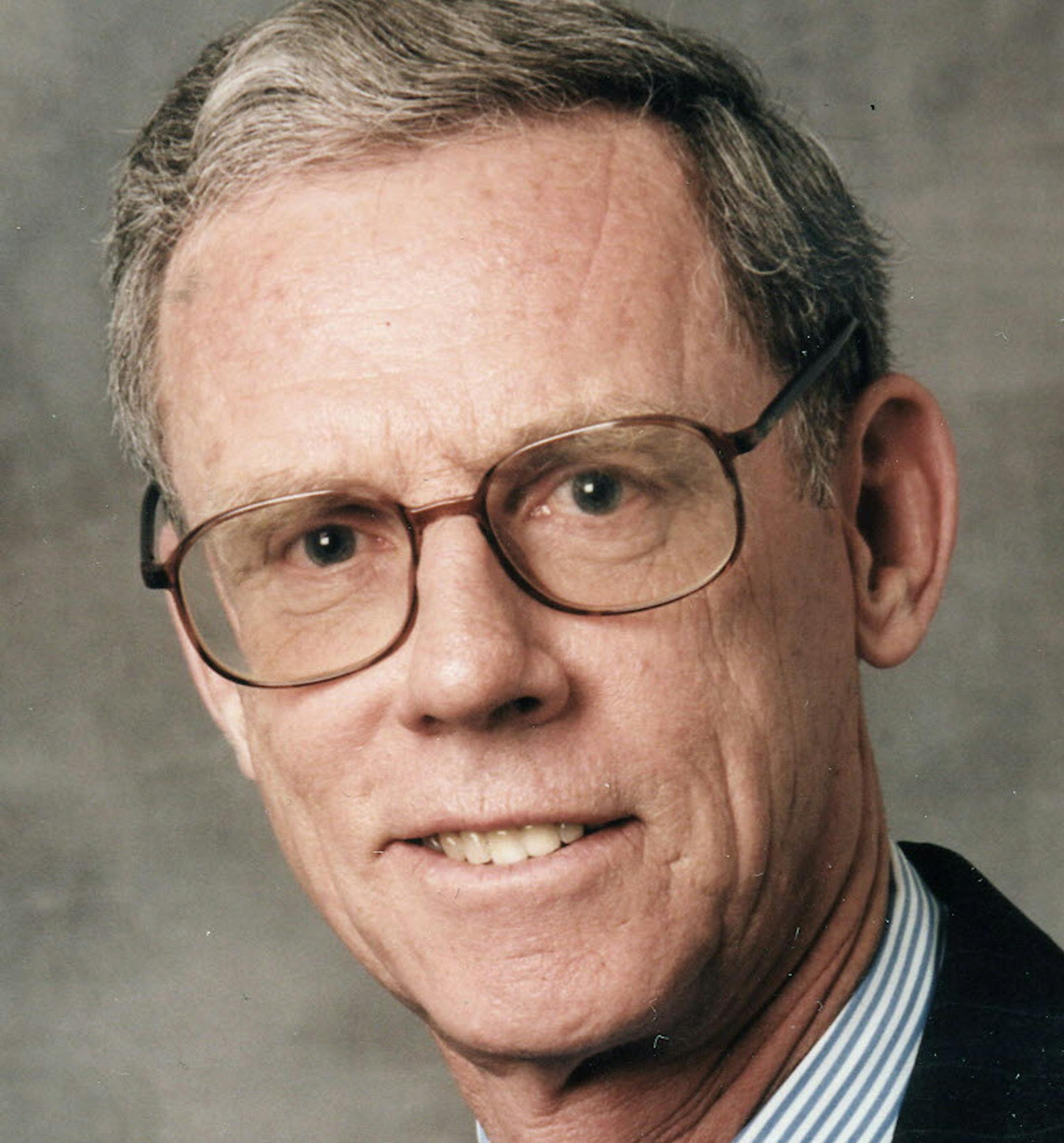 Tom Crosby; Medina Mayor; 2008.myVote id: 32755 ORG XMIT: MIN2013053018252653