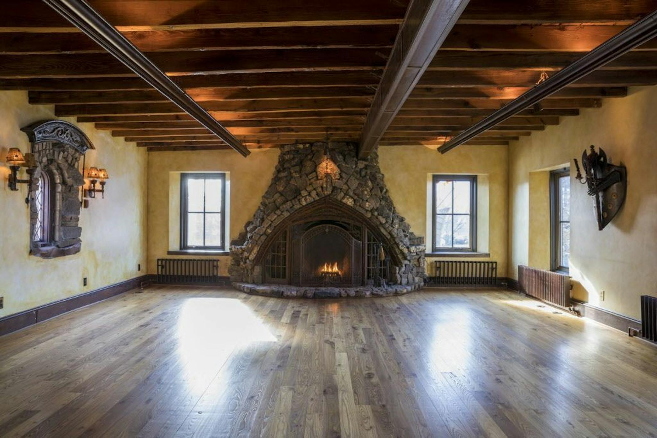 The great room is currently empty.
