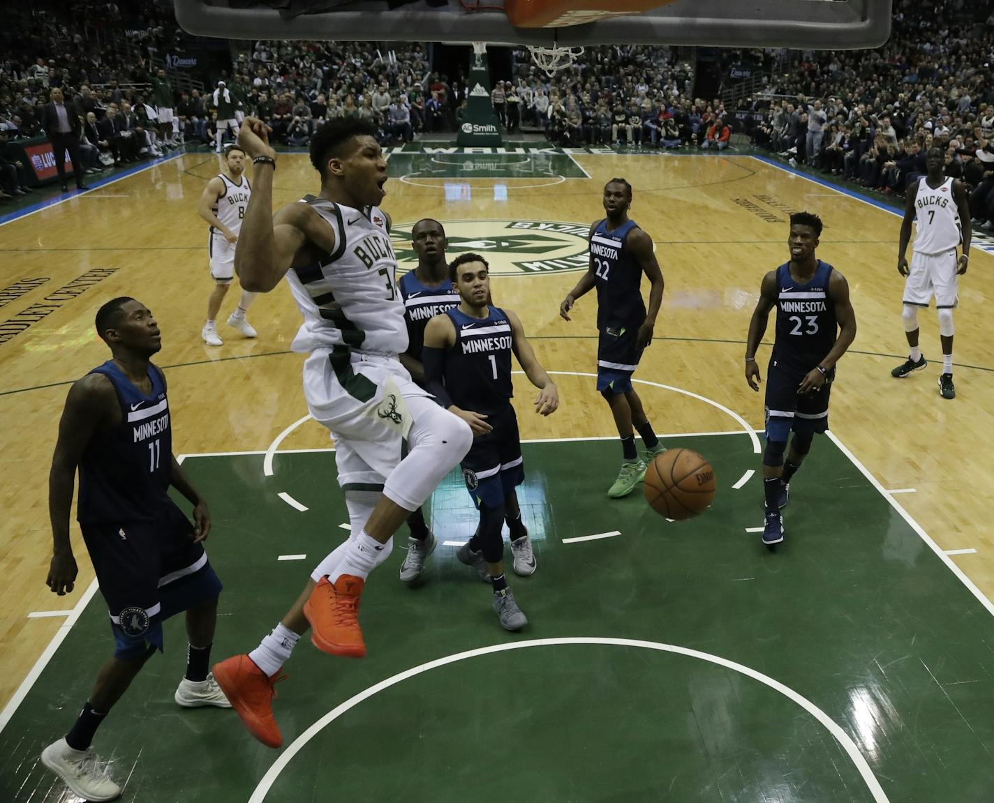 Milwaukee Bucks' Giannis Antetokounmpo dunks during the second half of an NBA basketball game against the Minnesota Timberwolves Thursday, Dec. 28, 2017, in Milwaukee. The Bucks won 102-96. (AP Photo/Morry Gash)