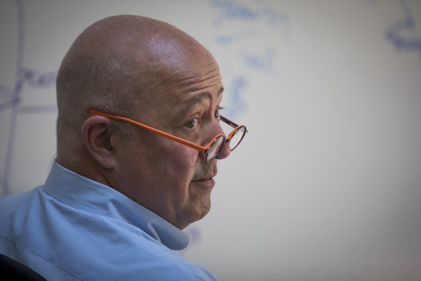 Andrew Zimmern.