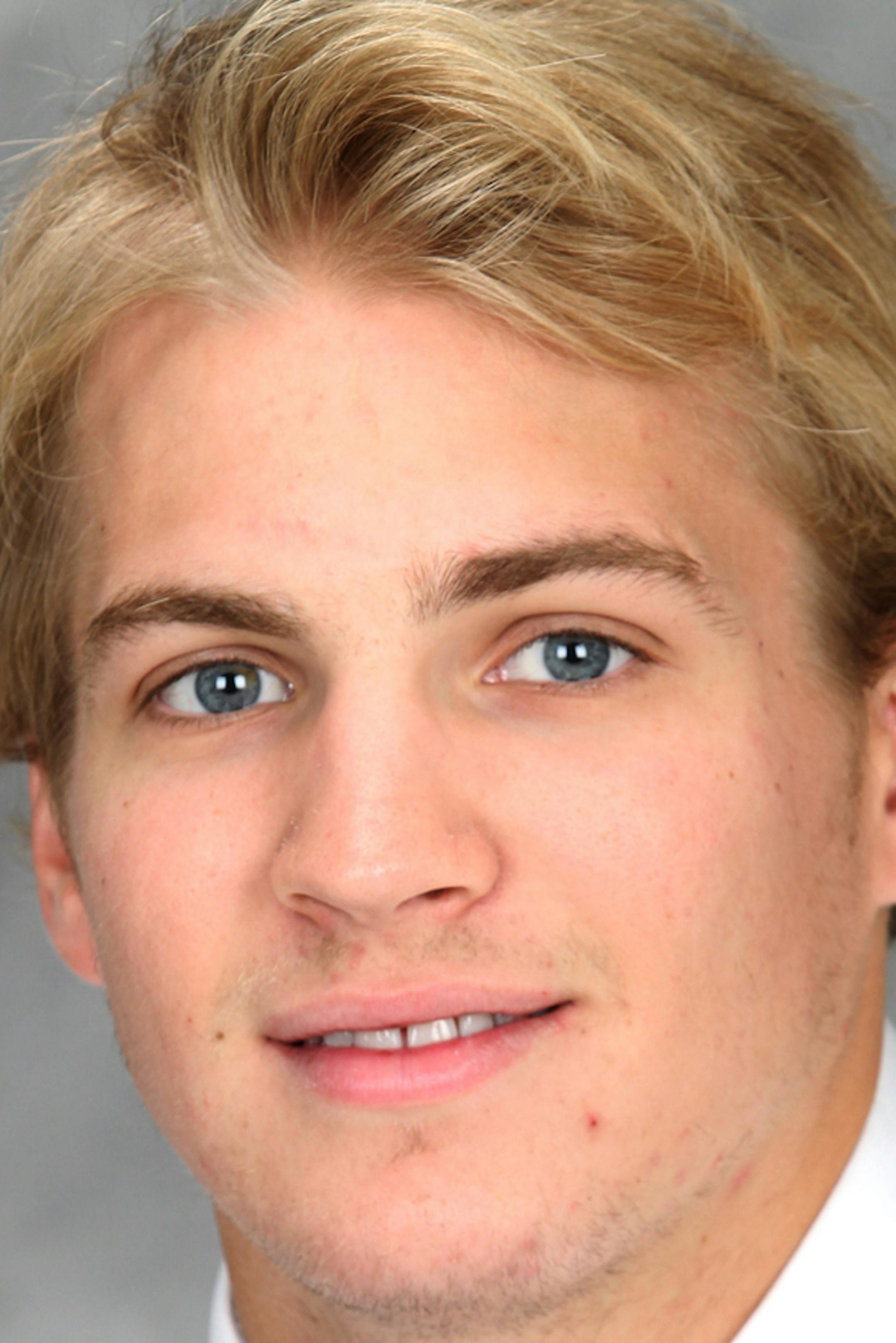 2013-14 University of Minnesota mens hockey - Adam Wilcox