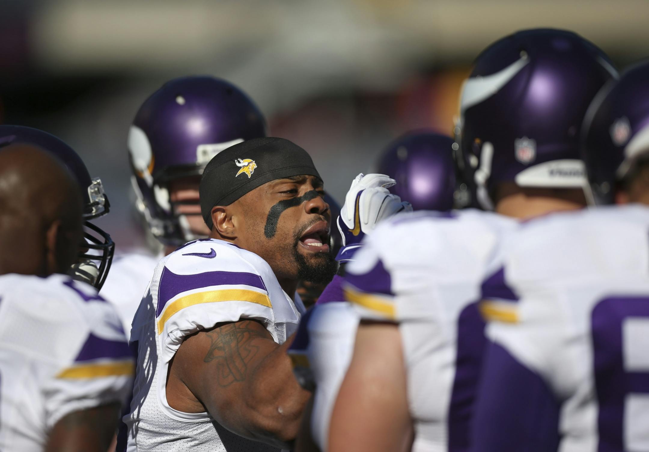 Vikings defensive end Everson Griffen got the Vikings pumped up during warmups before a game last season.