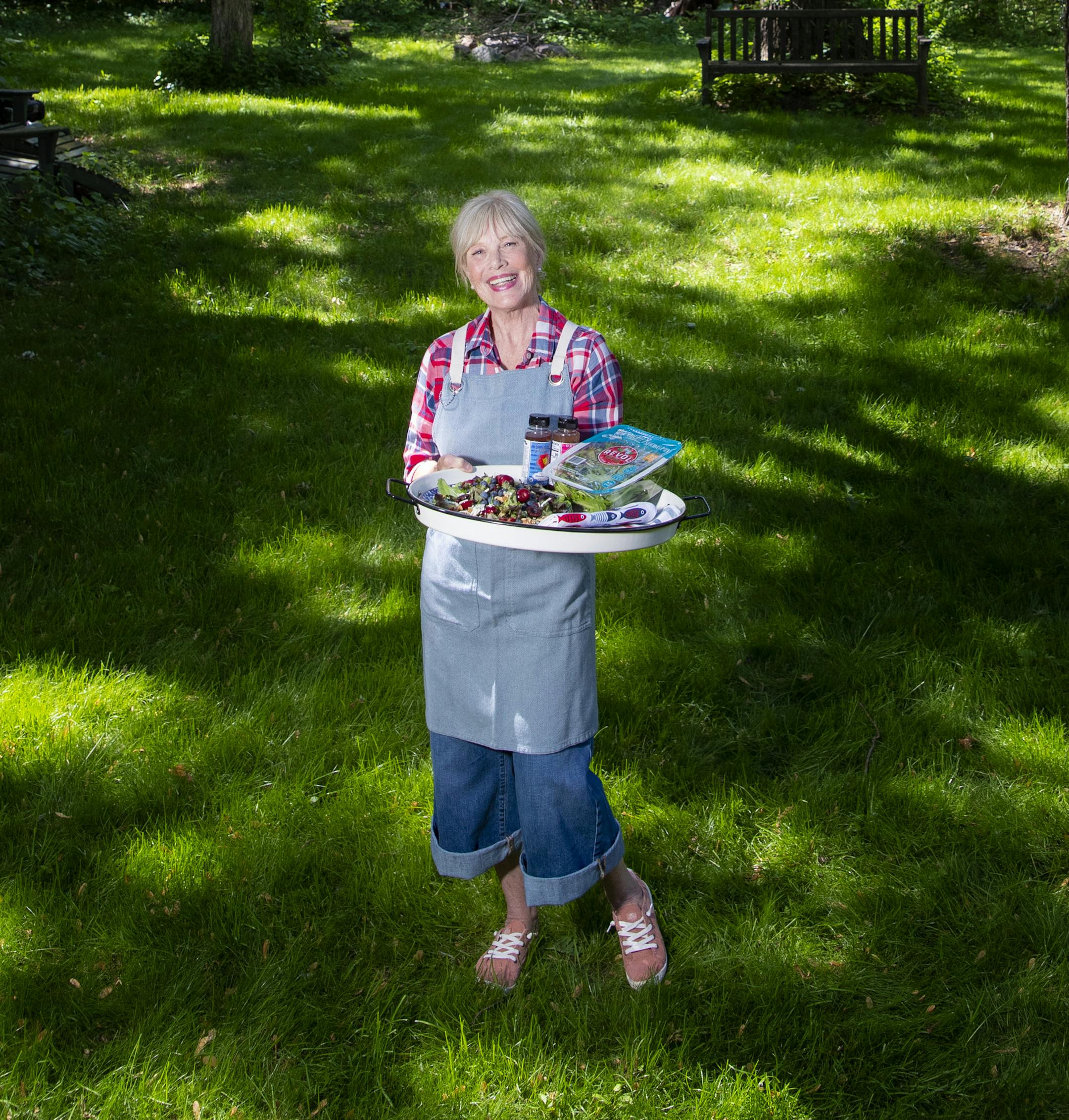 Pam Powell is the founder and owner of the Salad Girl line of salad dressings. ] CARLOS GONZALEZ • cgonzalez@startribune.com – Minneapolis, MN – June 10, 2019, Midtown Greenway that abruptly ends at W. River Parkway before the near the Canadian Pacific railroad bridge over the Mississippi River. Extending the Midtown Greenway into St. Paul using an existing railroad bridge would cost between $5 million and $27.5 million, according to the coalition that operates the popular b
