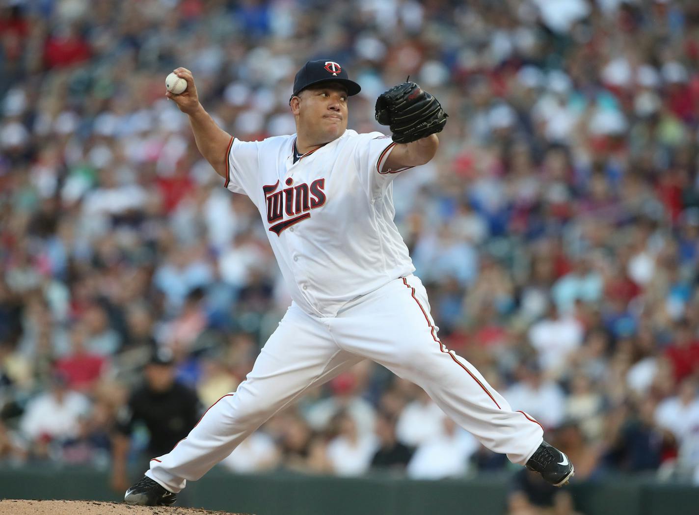 Twins starting pitcher Bartolo Colon through a pitch in the first inning against the New York Yankees at Target Field Tuesday July 18, 2017 in Minneapolis, MN. ] JERRY HOLT &#xef; jerry.holt@startribune.com