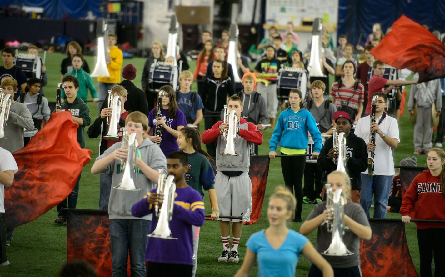 The Rosemount High School Marching Band practiced in 2013 an appearance in the Rose Bowl Parade.