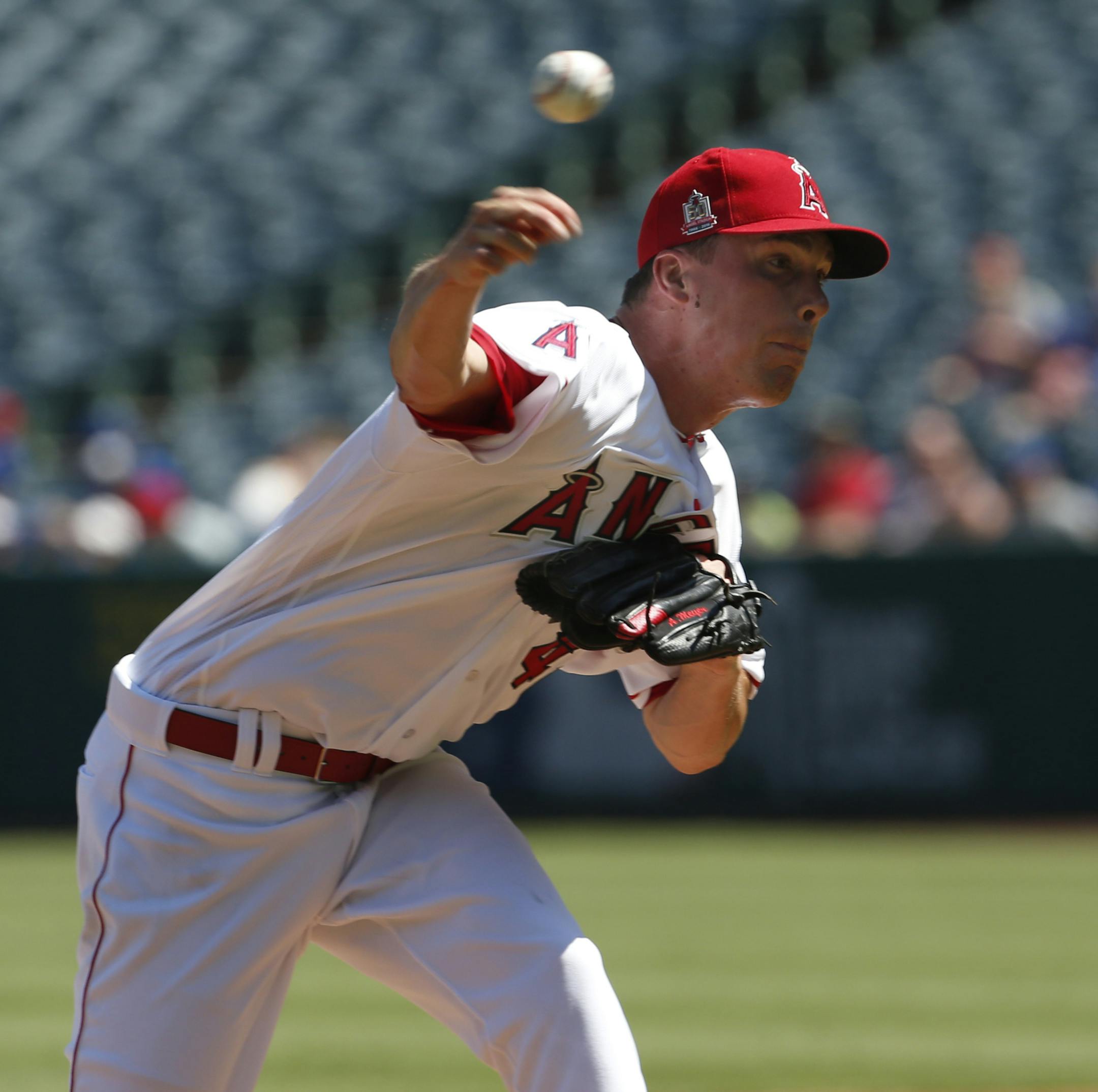 Los Angeles Angels starting pitcher Alex Meyer (40) throws to the plate in the first inning of a baseball game against the Toronto Blue Jays in Anaheim, Calif., Sunday, Sept. 18, 2016. (AP Photo/Christine Cotter)