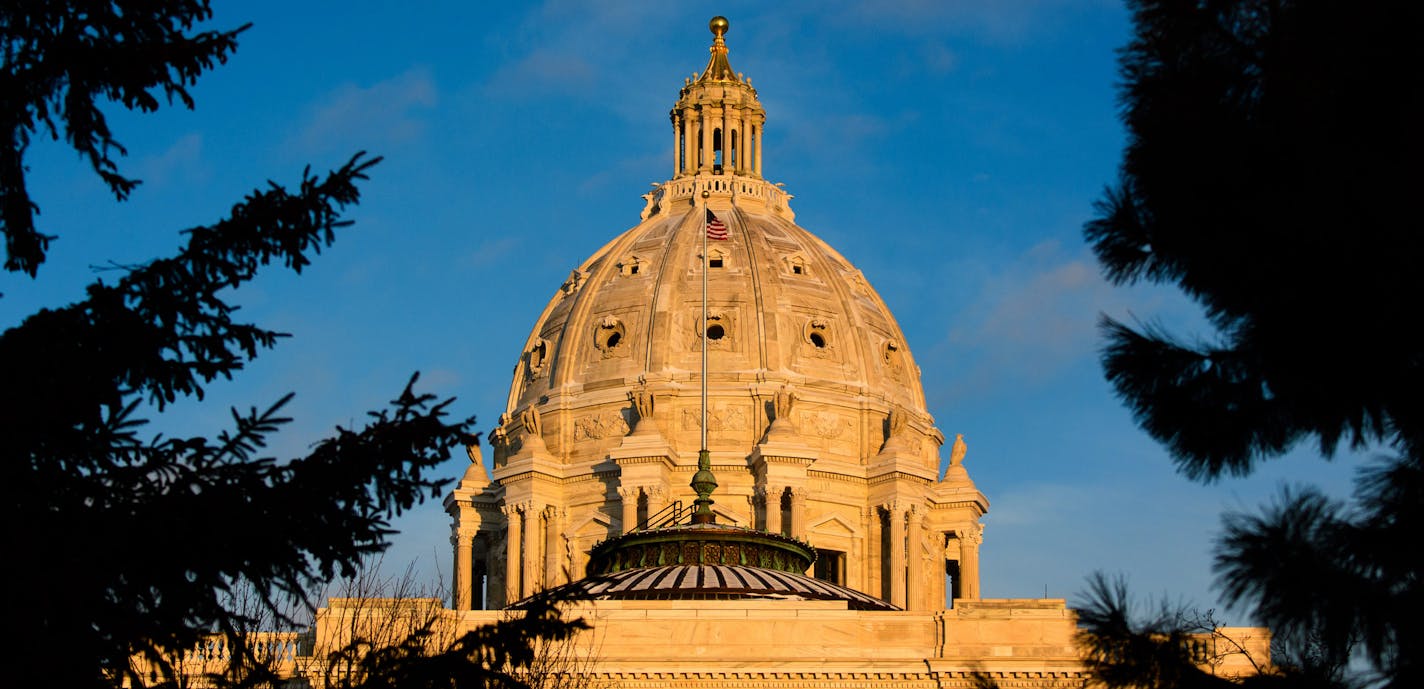 The Minnesota State Capitol was bathed in warm evening light as the sun went down on the first day of the legislative session. ] GLEN STUBBE &#x2022; glen.stubbe@startribune.com Tuesday, February 20, 2018 EDS, FOR USE WITH ANY APPROPRIATE STORY GS