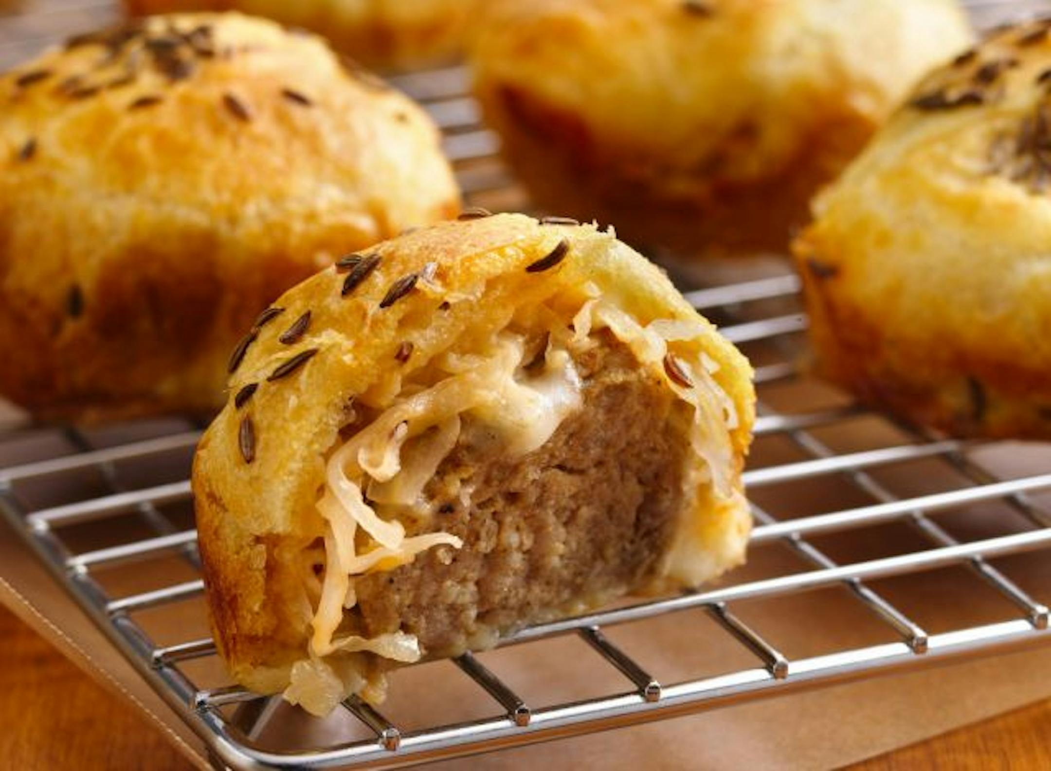 Rachel Meatball Poppers