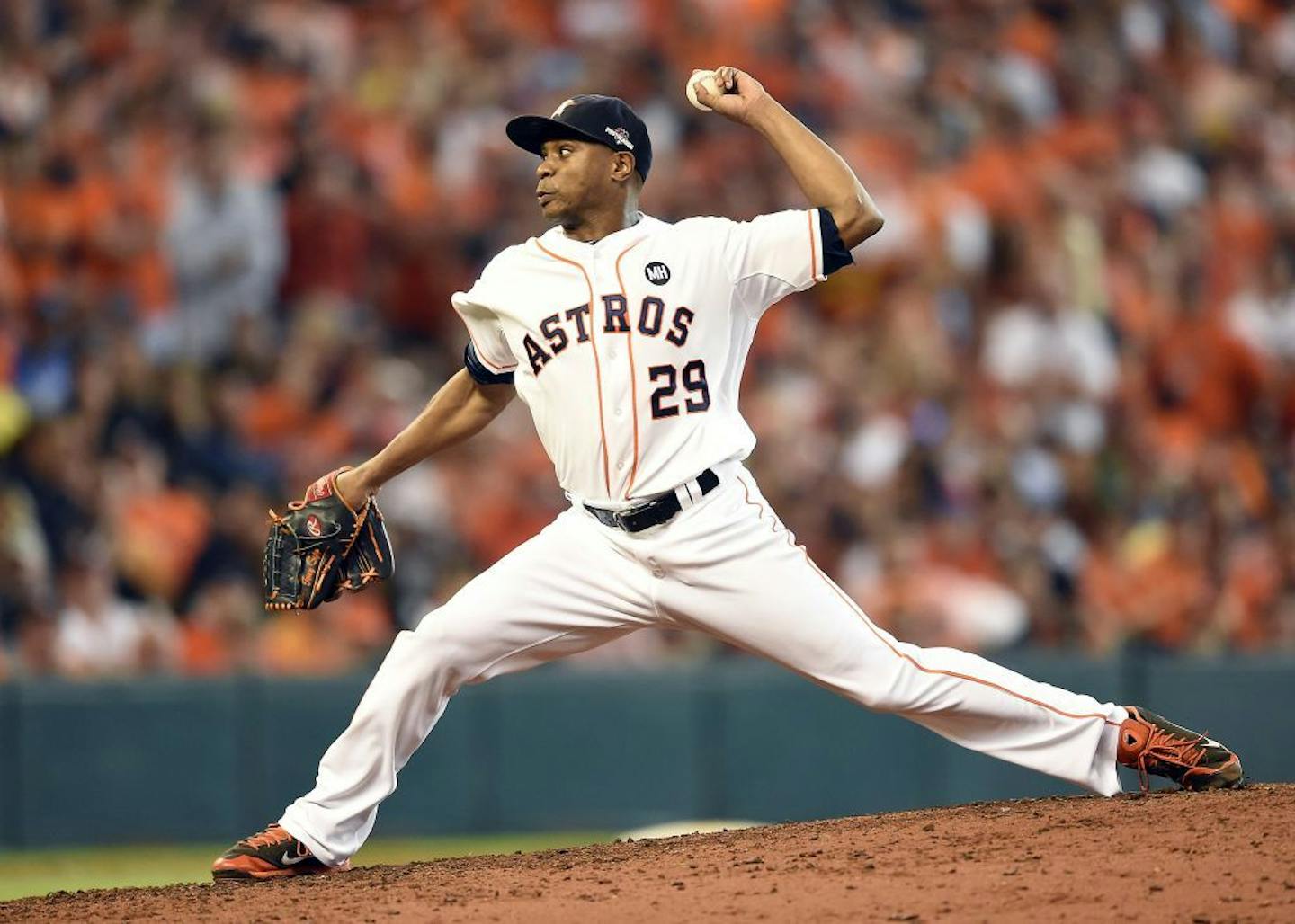 Free-agent lefthanded reliever Tony Sipp