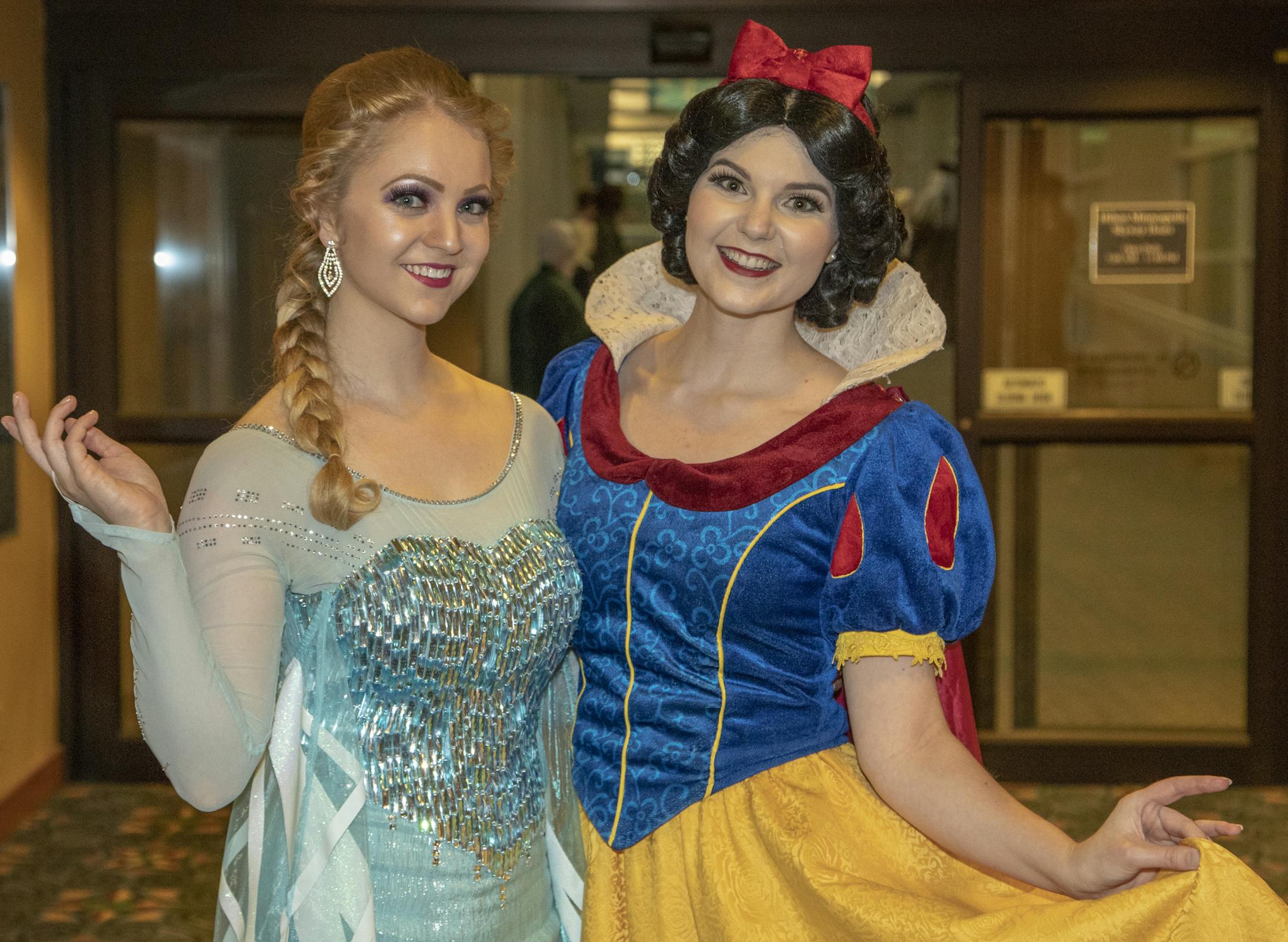 Hope Hagen (Elsa) and Grace Warren (Show White) greeted Symphony Ball attendees.