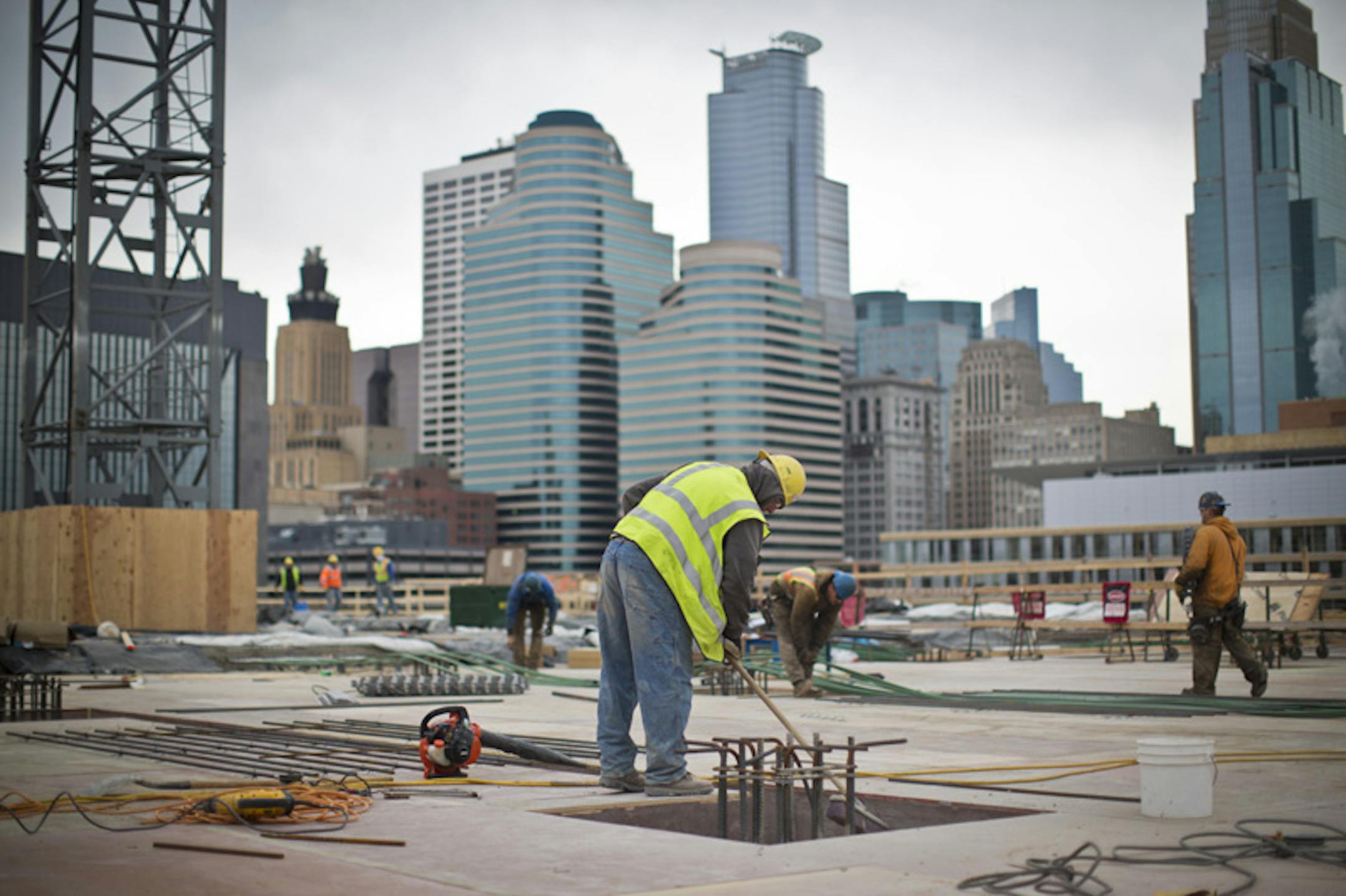 A Whole Foods grocery store will anchor this development in downtown Minneapolis, which will include almost 300 luxury apartments.