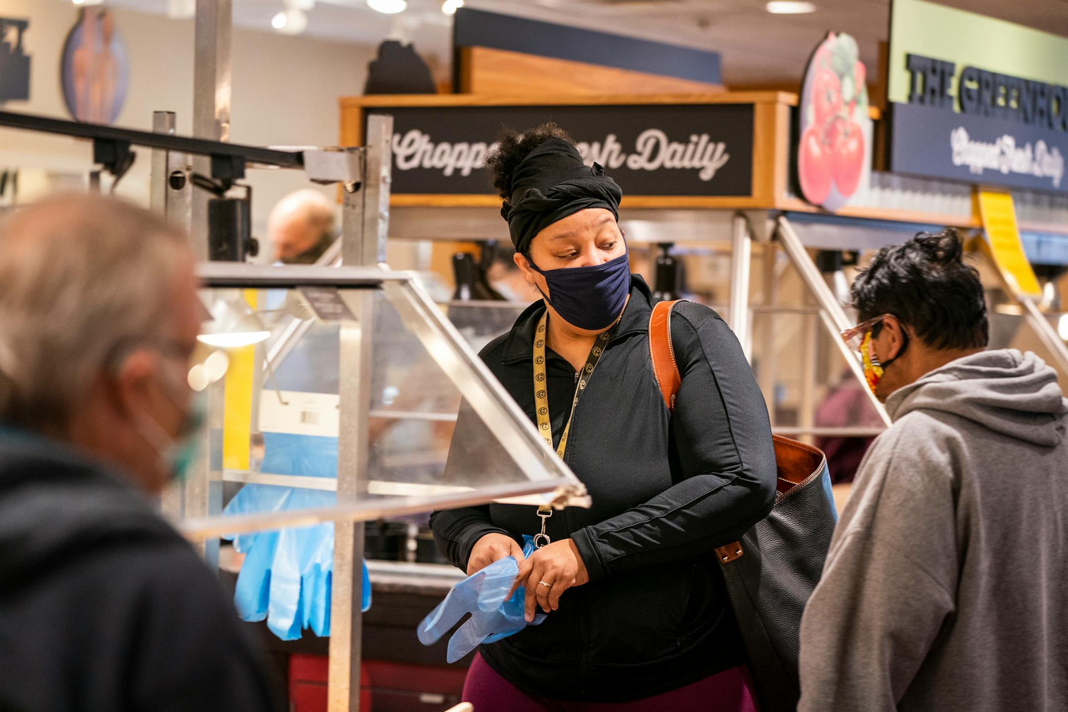 Customers wore mandatory masks and were offered disposable gloves to use at the self-serve buffet area at the Golden Coral Buffet and Grill. ] LEILA NAVIDI • leila.navidi@startribune.com BACKGROUND INFORMATION: Golden Corral Buffet and Grill in Maple Grove on Friday, October 2, 2020.