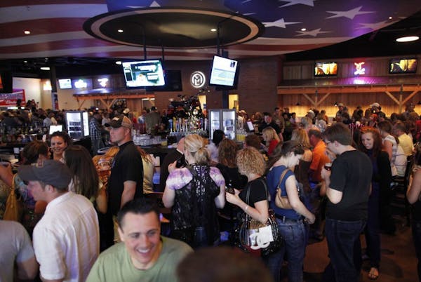 At Toby Keith's "I Love This Bar And Grill," a packed crowd was in attendance for Lee Brice's live performance.