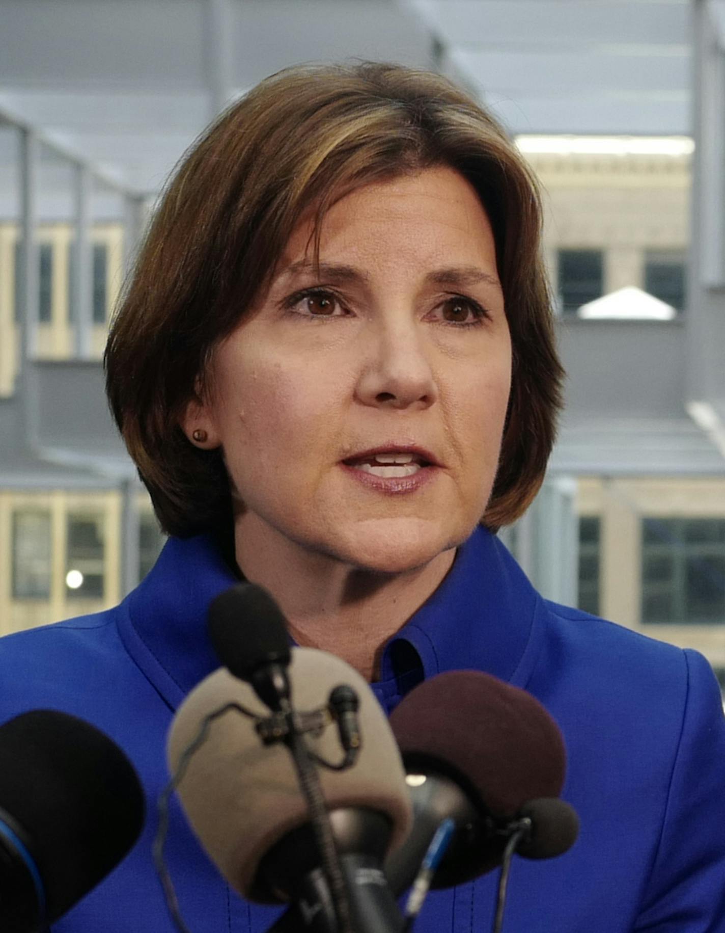 Attorney General Lori Swanson with running mate Rick Nolan next to her answered questions from the press about the decision to run for governor.. ] (KYNDELL HARKNESS/STAR TRIBUNE) kyndell.harkness@startribune.com Attorney General Lori Swanson announced that she is running for governor with running mate U.S. Rep. Rick Nolan at the Marquette Hotel Monday, June 4, 2018.