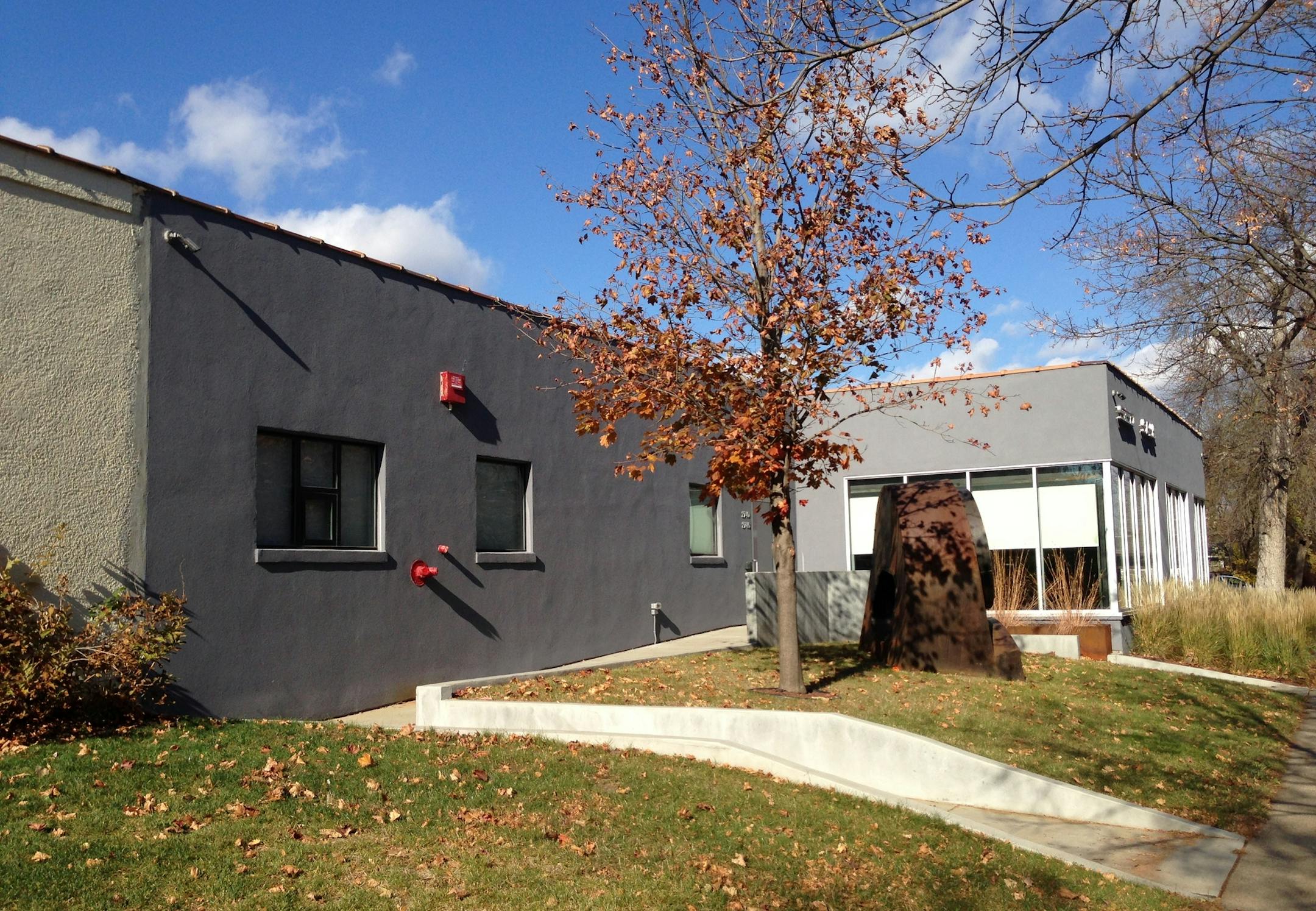 Itek Energy, a solar panel manufacturer in Bellingham, Wash., says it plans to open a manufacturing plant in early 2015 in this building on the 2700 block of 31st Ave. S., in Minneapolis.