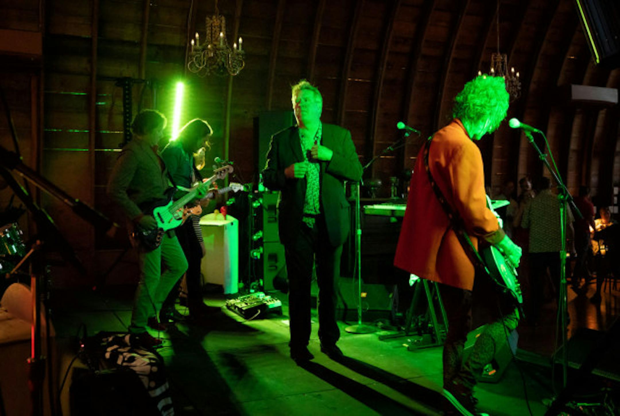 Chan Poling, center, with the Suburbs at Green Acres Event Center last summer. / Glen Stubbe, Star Tribune