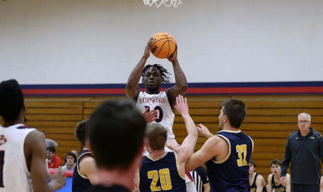 Raheem Anthony of St. Mary’s stayed above the masses during a game against Augustana.