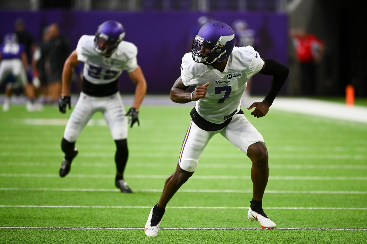 Minnesota Vikings cornerback Patrick Peterson (7) took part in drills during practice Saturday at US Bank Stadium.